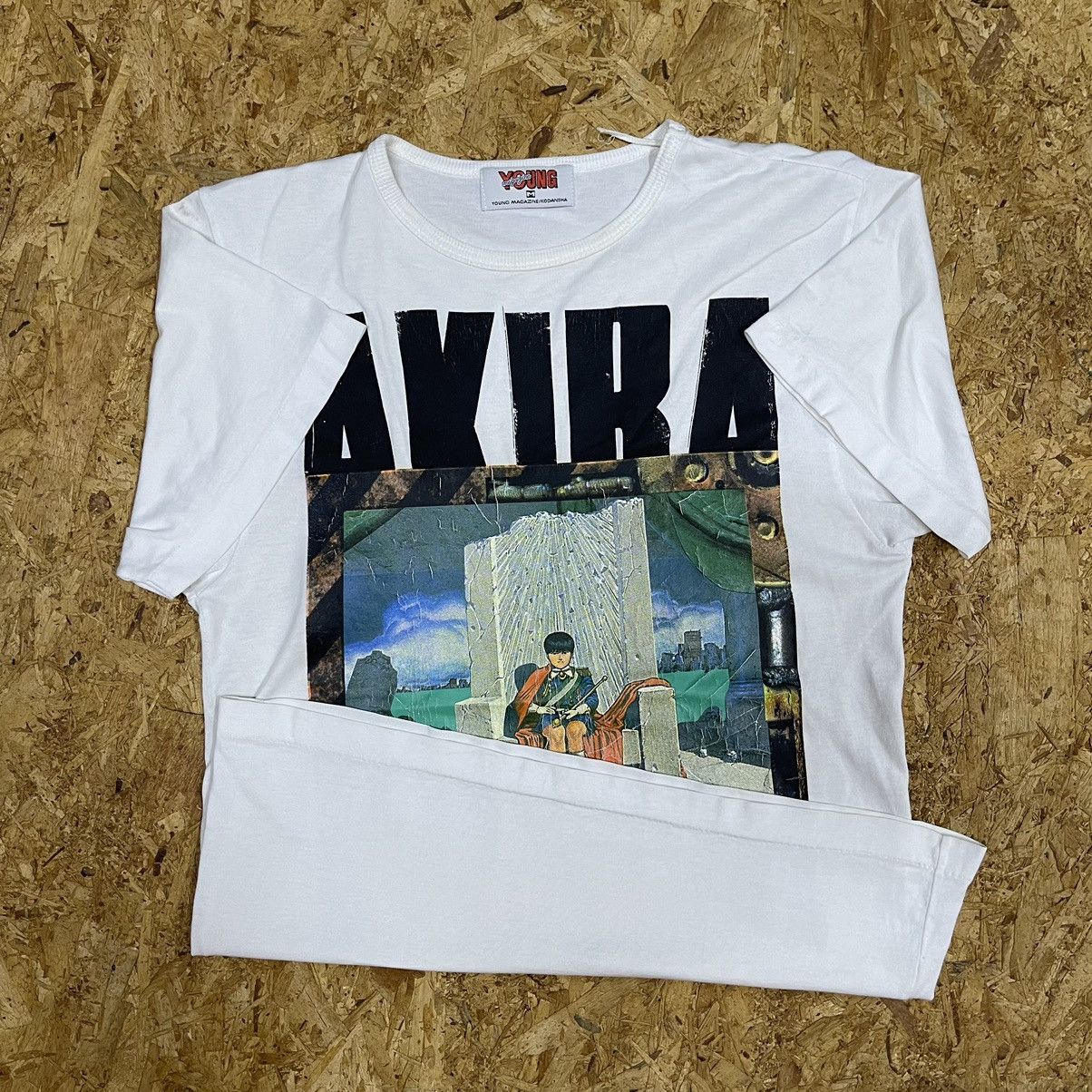 Anime × Vintage VINTAGE AKIRA CHAPTER 4 MAGAZINE 90s ANIME TEES Size US M / EU 48-50 / 2 - 9 Thumbnail