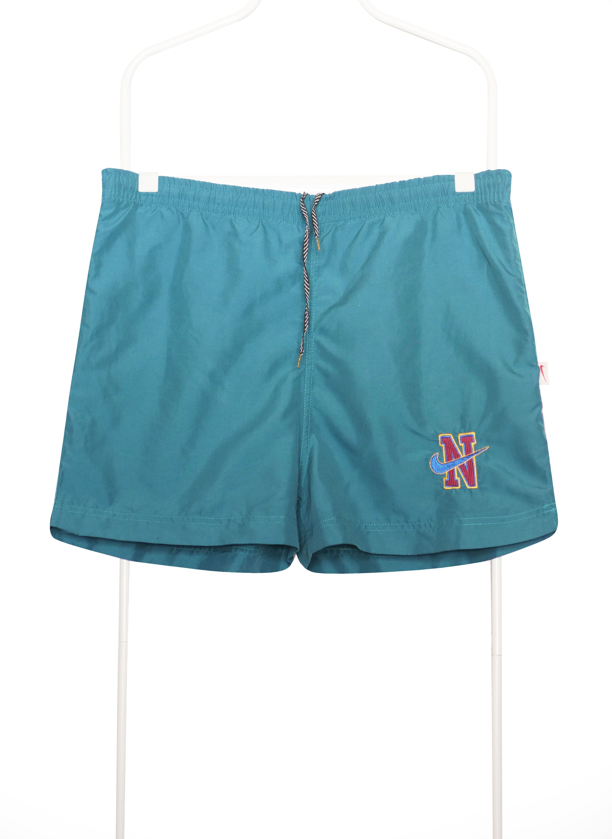 Nike Nike vintage 90s shorts Size US 36 / EU 52 - 1 Thumbnail