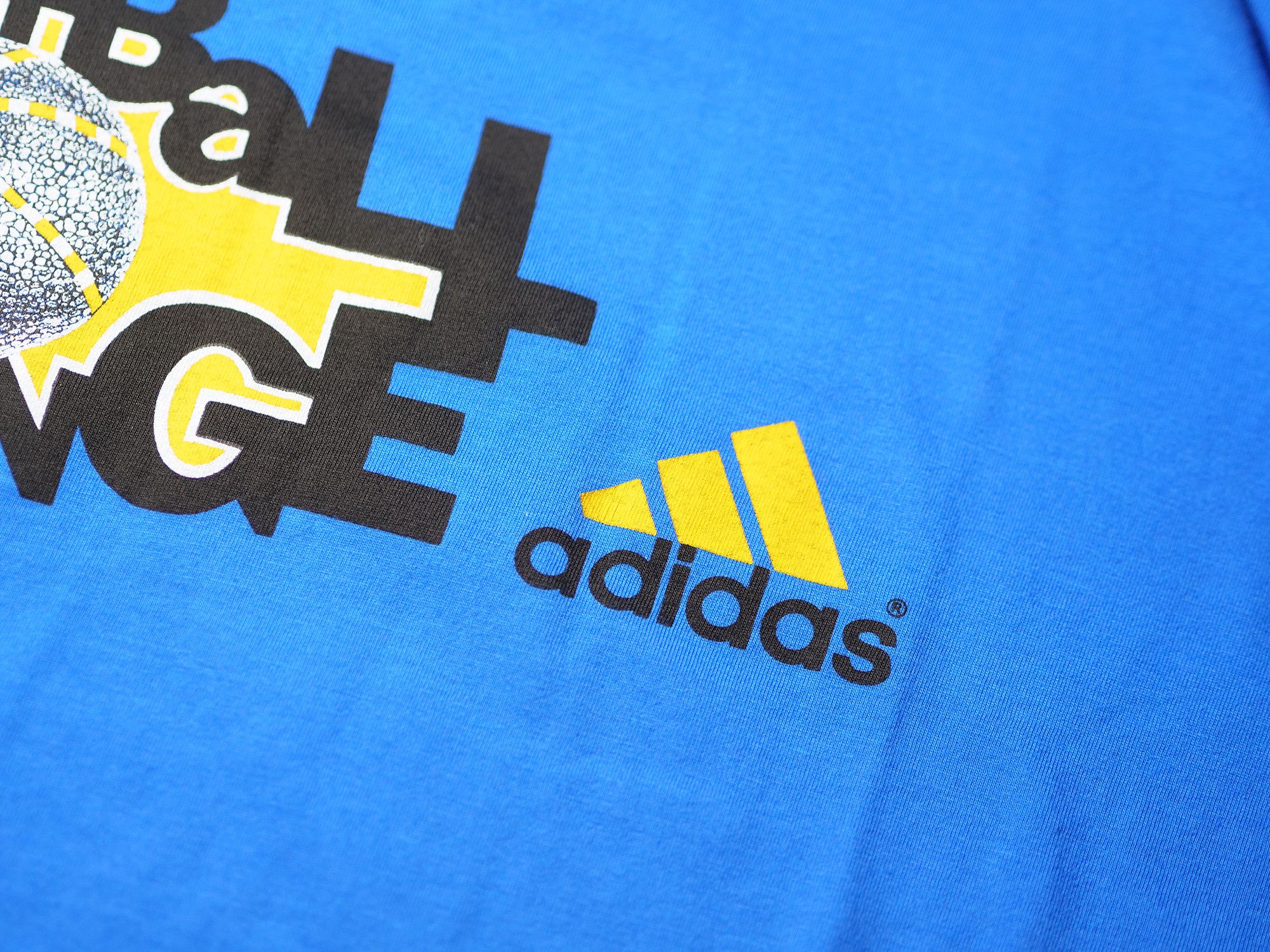 Adidas Adidas vintage 1997 year t-shirt Size US XL / EU 56 / 4 - 7 Thumbnail
