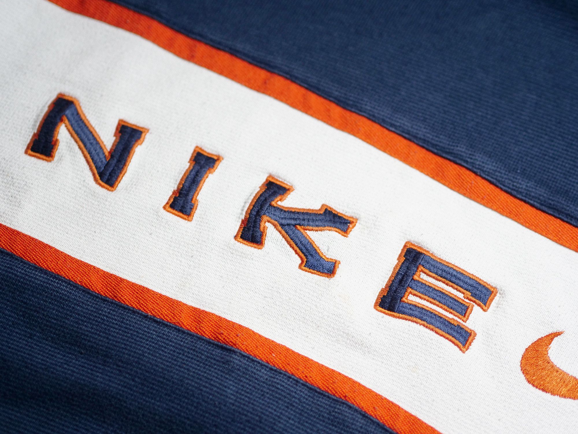Nike Nike vintage 90s sweatshirt Size US M / EU 48-50 / 2 - 4 Thumbnail