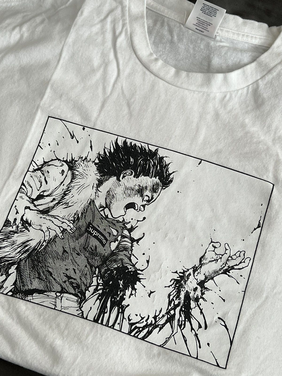 Supreme akira arm tee white on sale