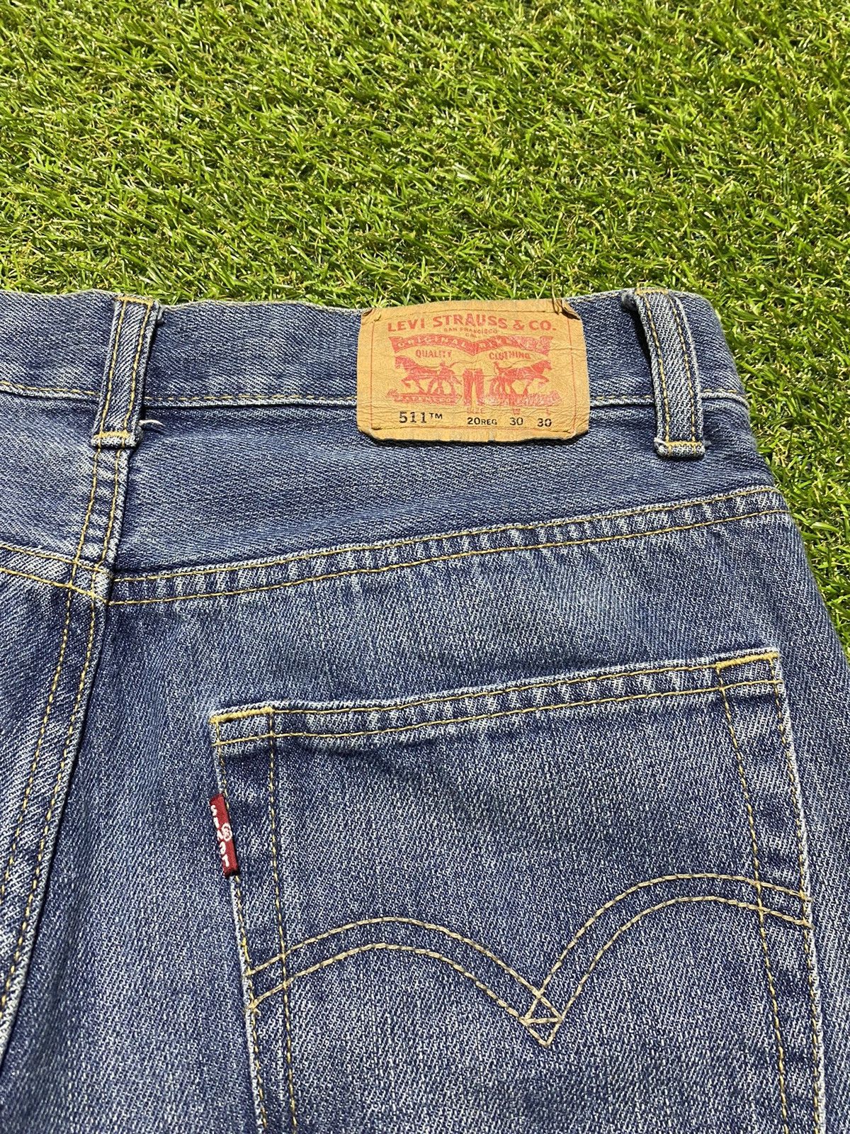 Levi's Vintage Levi’s 511 jeans denim faded streetwear size 30x30 Size US 30 / EU 46 - 4 Thumbnail