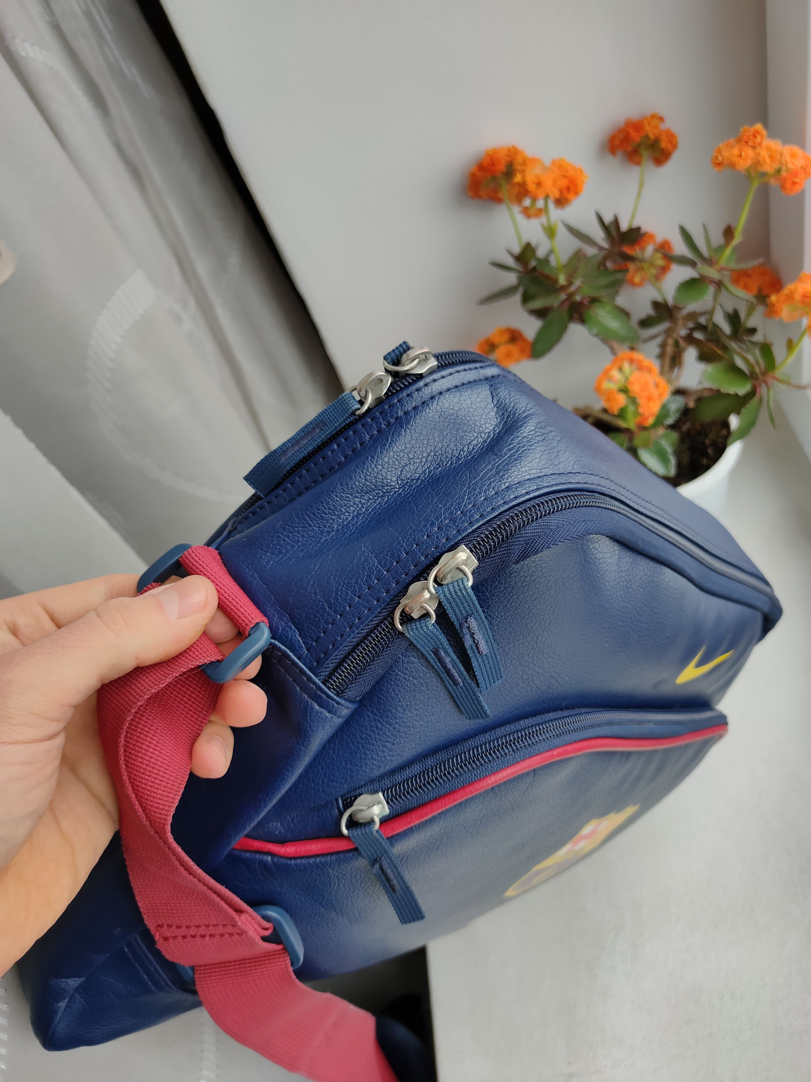 Nike Nike FC Barcelona messenger organizer handle bag nike Size ONE SIZE - 4 Thumbnail