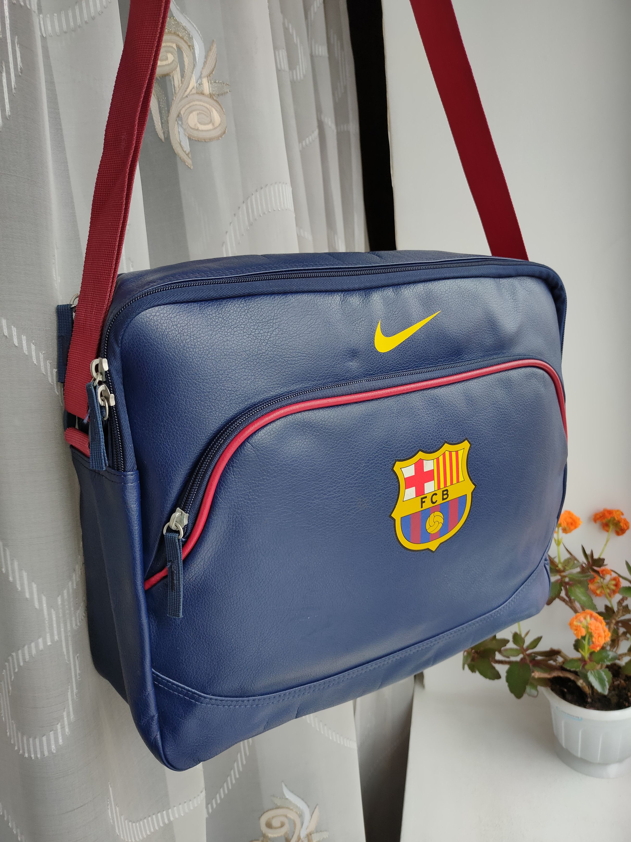 Nike Nike FC Barcelona messenger organizer handle bag nike Size ONE SIZE - 1 Thumbnail