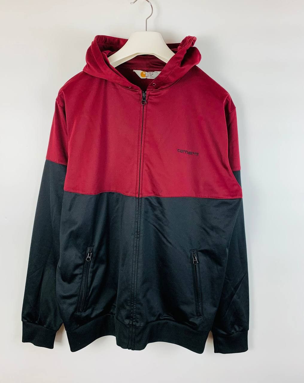 Carhartt Carhartt outdoor wear hoodie Black/Burgundy XL Size US XL / EU 56 / 4 - 1 Thumbnail