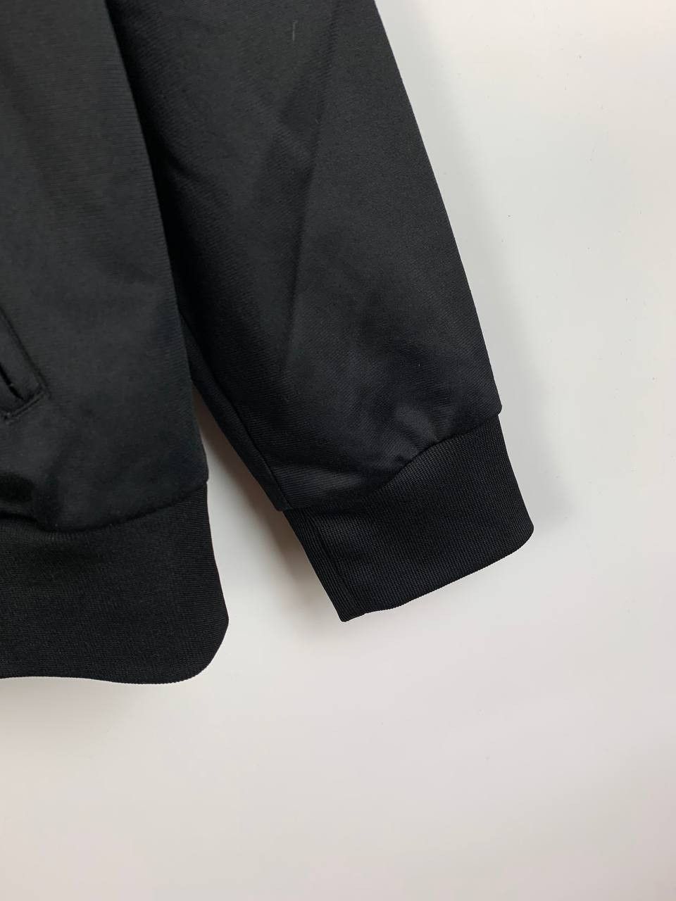 Carhartt Carhartt outdoor wear hoodie Black/Burgundy XL Size US XL / EU 56 / 4 - 5 Thumbnail