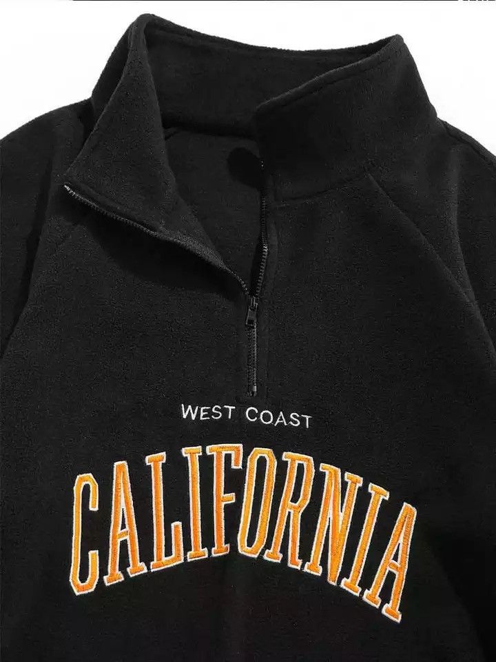 Designer × Vintage Fleece sweatshirt with a high collar and an inscription Size US L / EU 52-54 / 3 - 3 Thumbnail