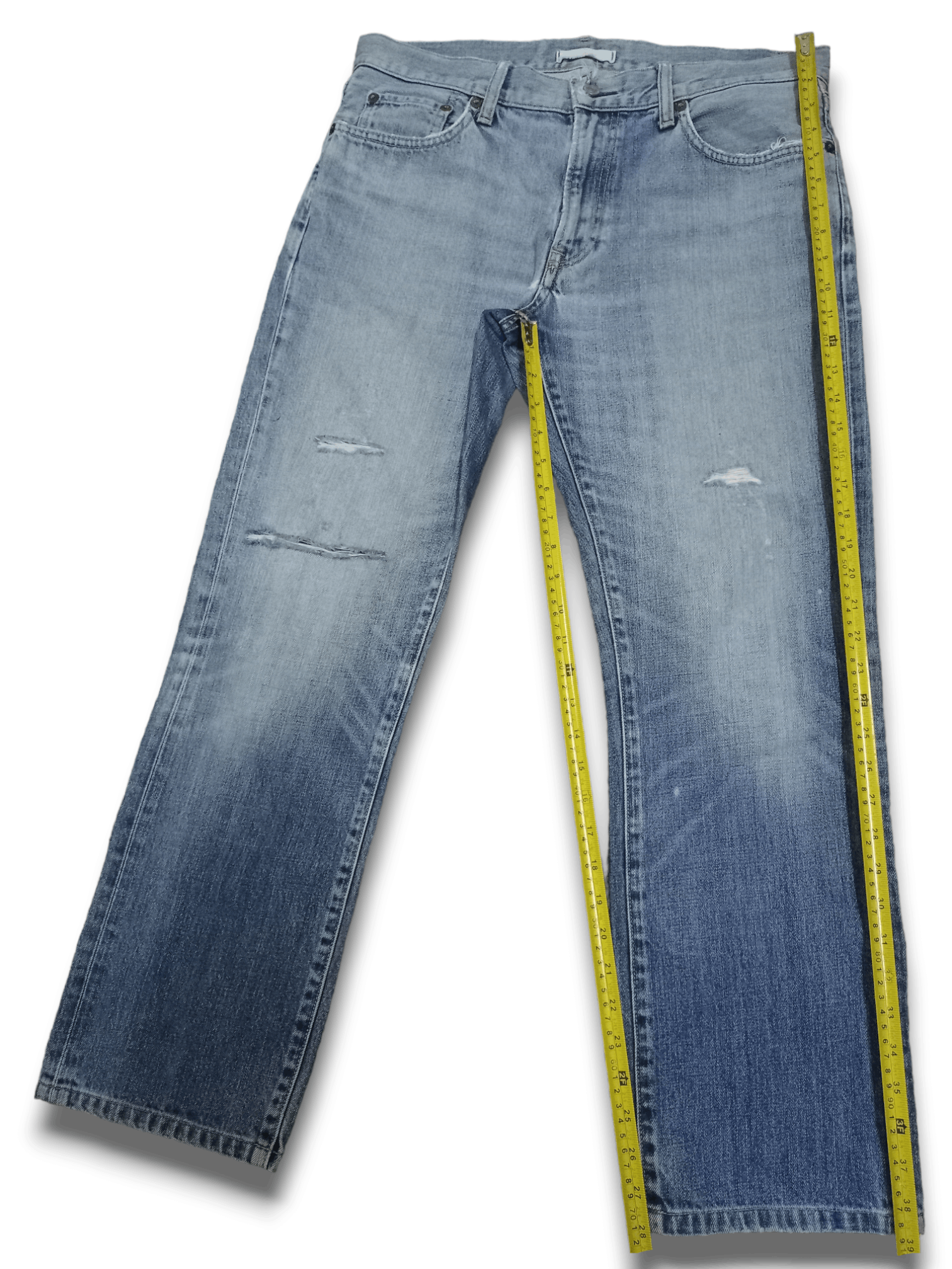 Japanese Brand × Uniqlo Vintage Japanese Uniqlo Blue Wash Distressed Loose Jeans Size US 35 - 9 Thumbnail