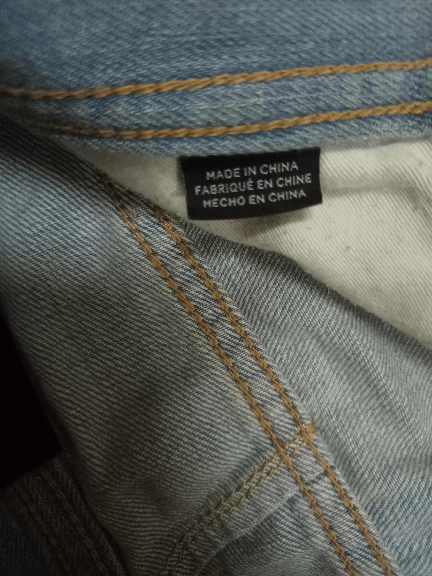 Armani × Armani Exchange Vintage Armani Exchange Distressed Jeans Size US 33 - 15 Thumbnail