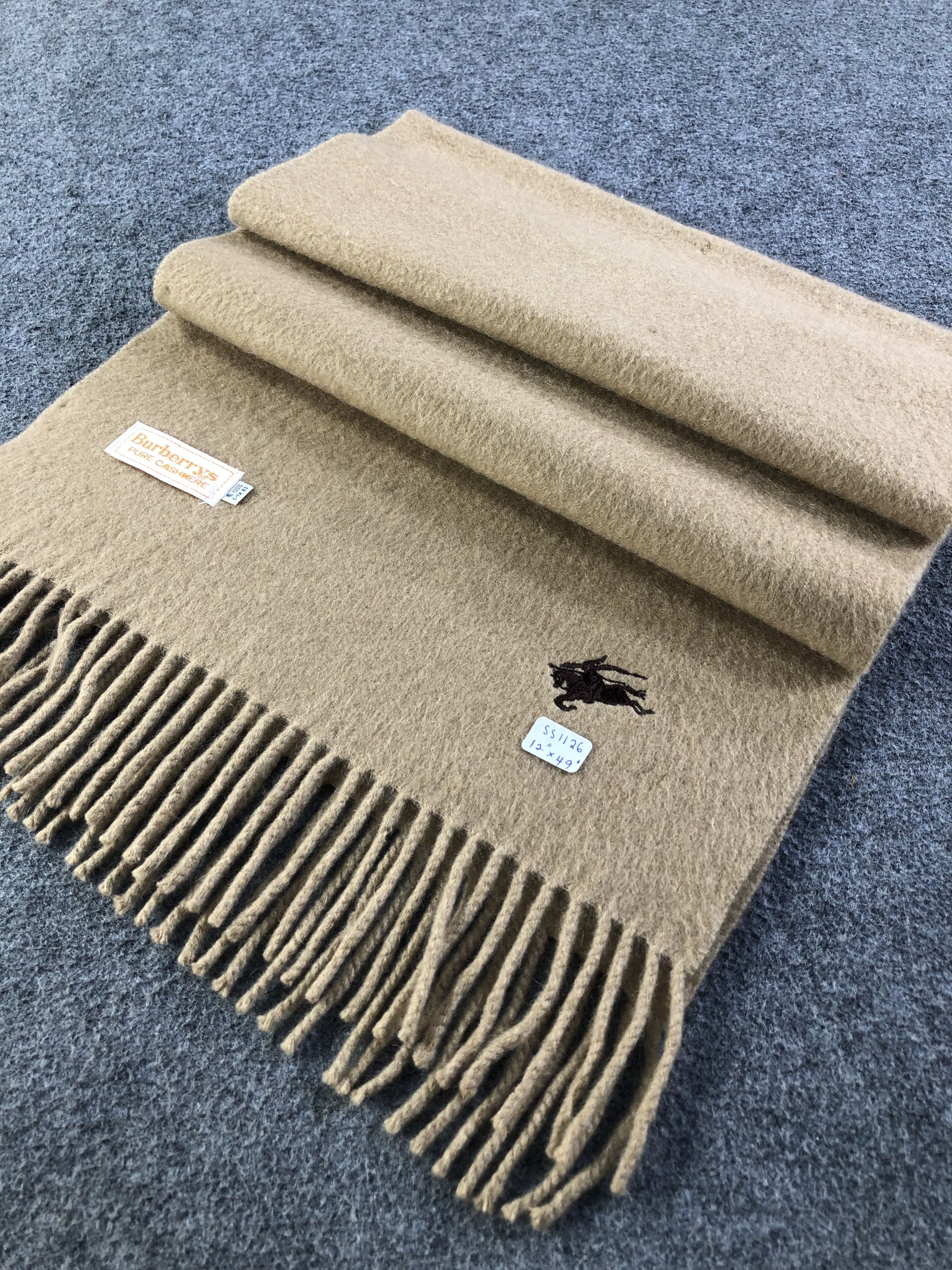 Burberry Burberry Pure Cashmere Scarf / Muffler / Neckwear Size ONE SIZE - 2 Thumbnail