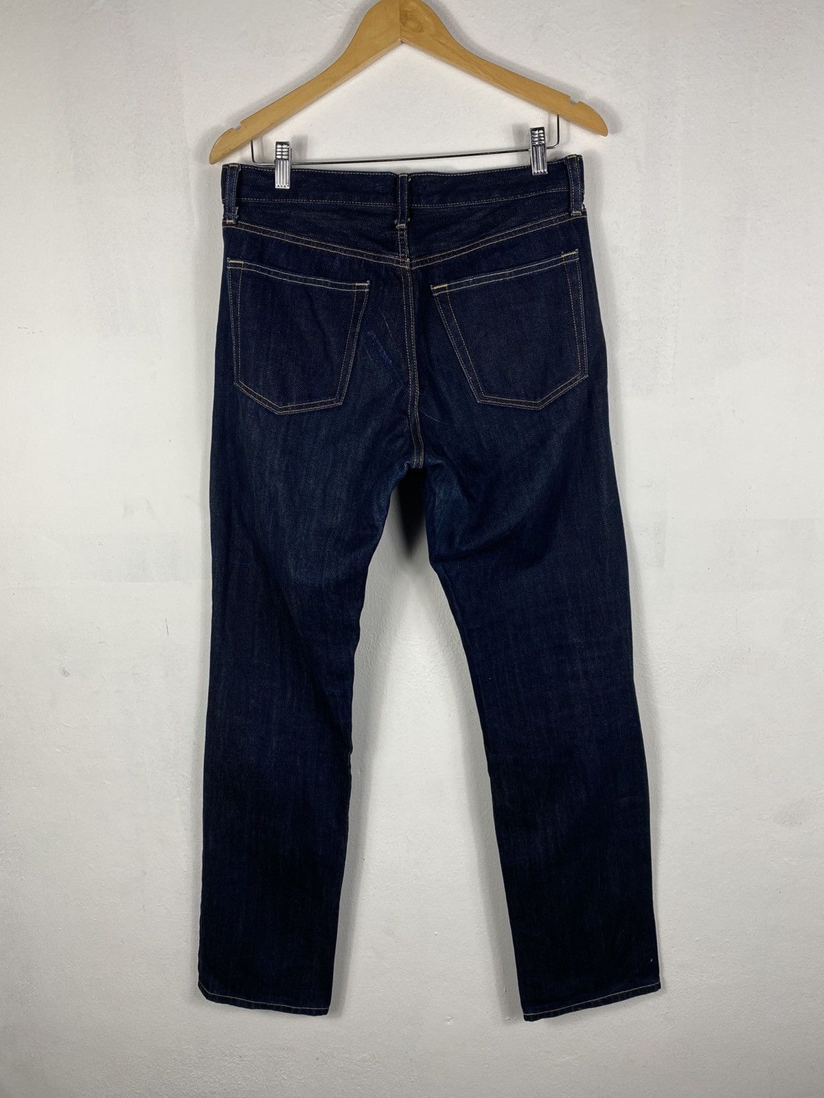 Uniqlo Uniqlo Regular Fit Denim Pants Size US 33 - 9 Thumbnail