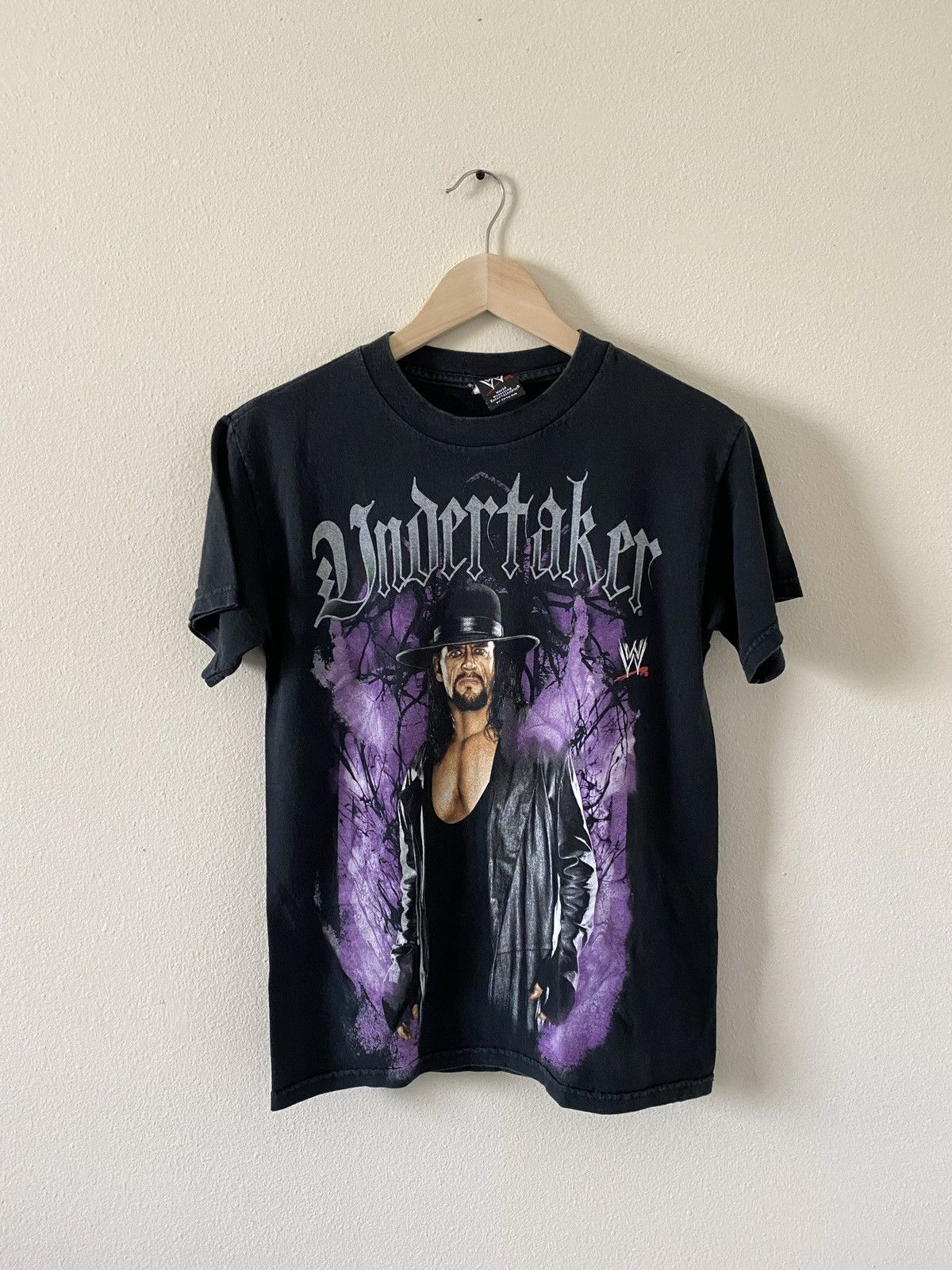 image of Vintage 2009 Undertaker Wwe Shirt in Black, Men's (Size Small)