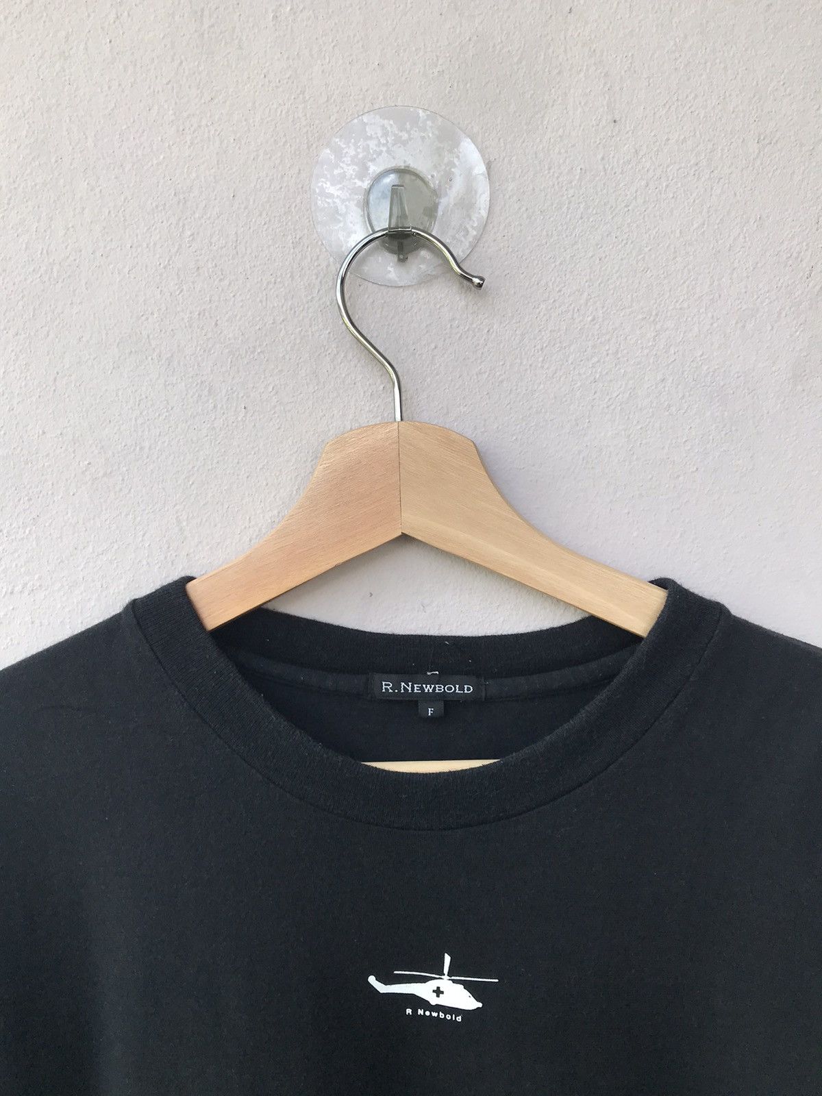 R.Newbold Vintage R.Newbold Helicopter Center Logo Tee Size US M / EU 48-50 / 2 - 4 Thumbnail