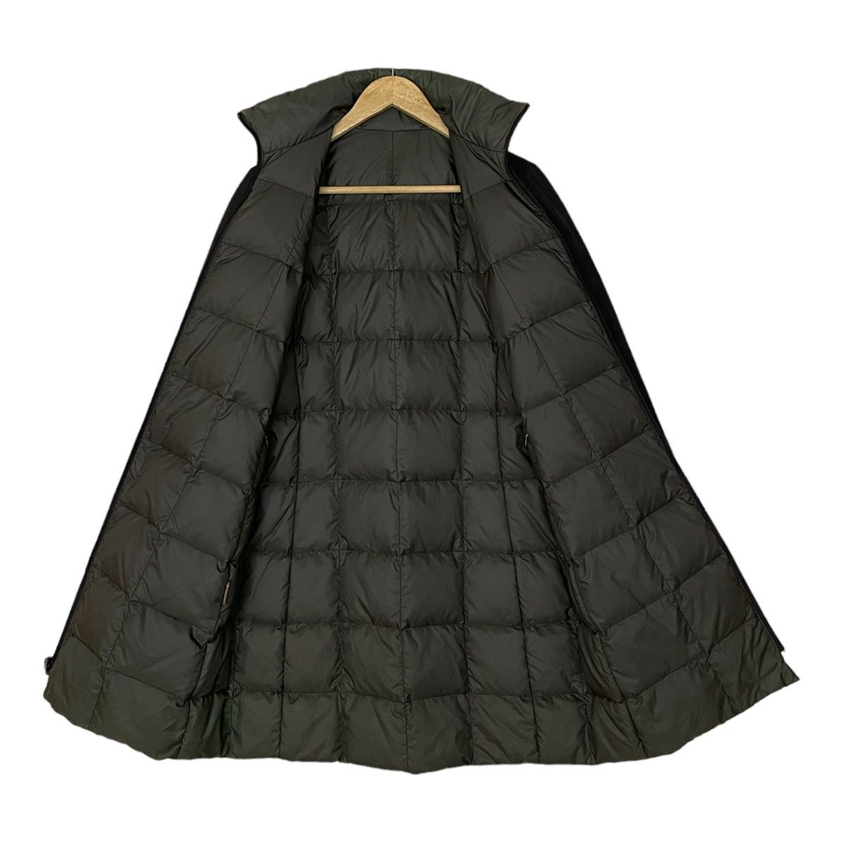 Moncler Moncler long puffer jacket reversible down jacket Size S / US 4 / IT 40 - 8 Thumbnail