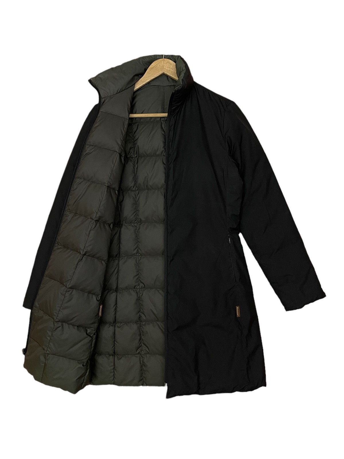 Moncler Moncler long puffer jacket reversible down jacket Size S / US 4 / IT 40 - 7 Thumbnail