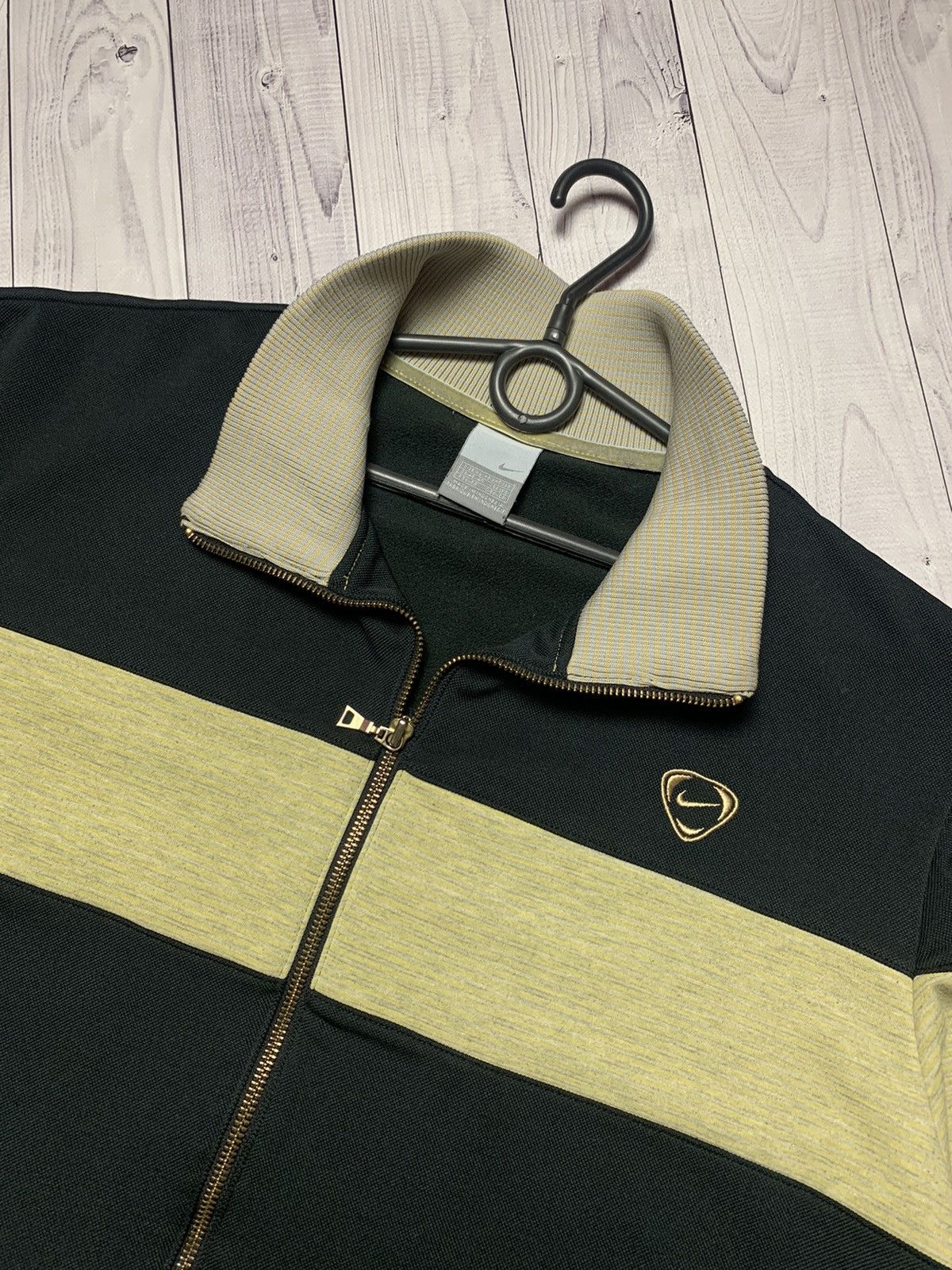 Nike × Vintage Vintage Nike track jacket gold line size XL Size US XL / EU 56 / 4 - 2 Thumbnail