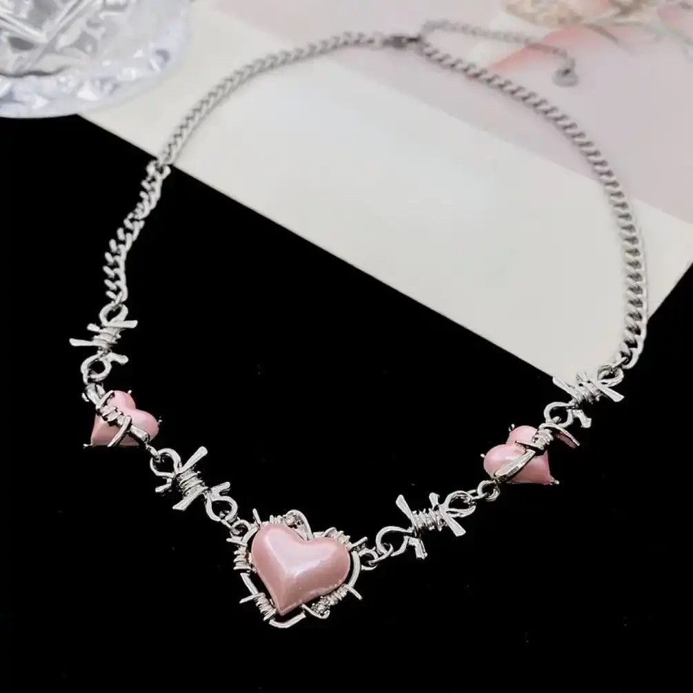 Jewelry Thorns Love Heart Necklace Size ONE SIZE - 1 Thumbnail