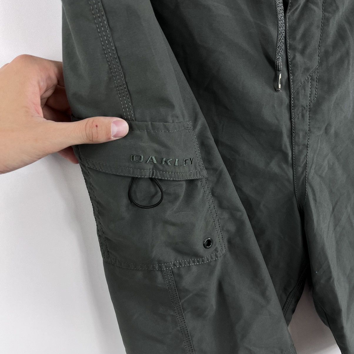 Oakley × Vintage Vintage Oakley Shorts Y2K Small Embroidery Logo Size XL Size US 36 / EU 52 - 6 Thumbnail