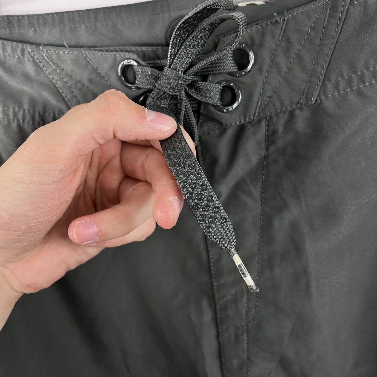 Oakley × Vintage Vintage Oakley Shorts Y2K Small Embroidery Logo Size XL Size US 36 / EU 52 - 8 Thumbnail