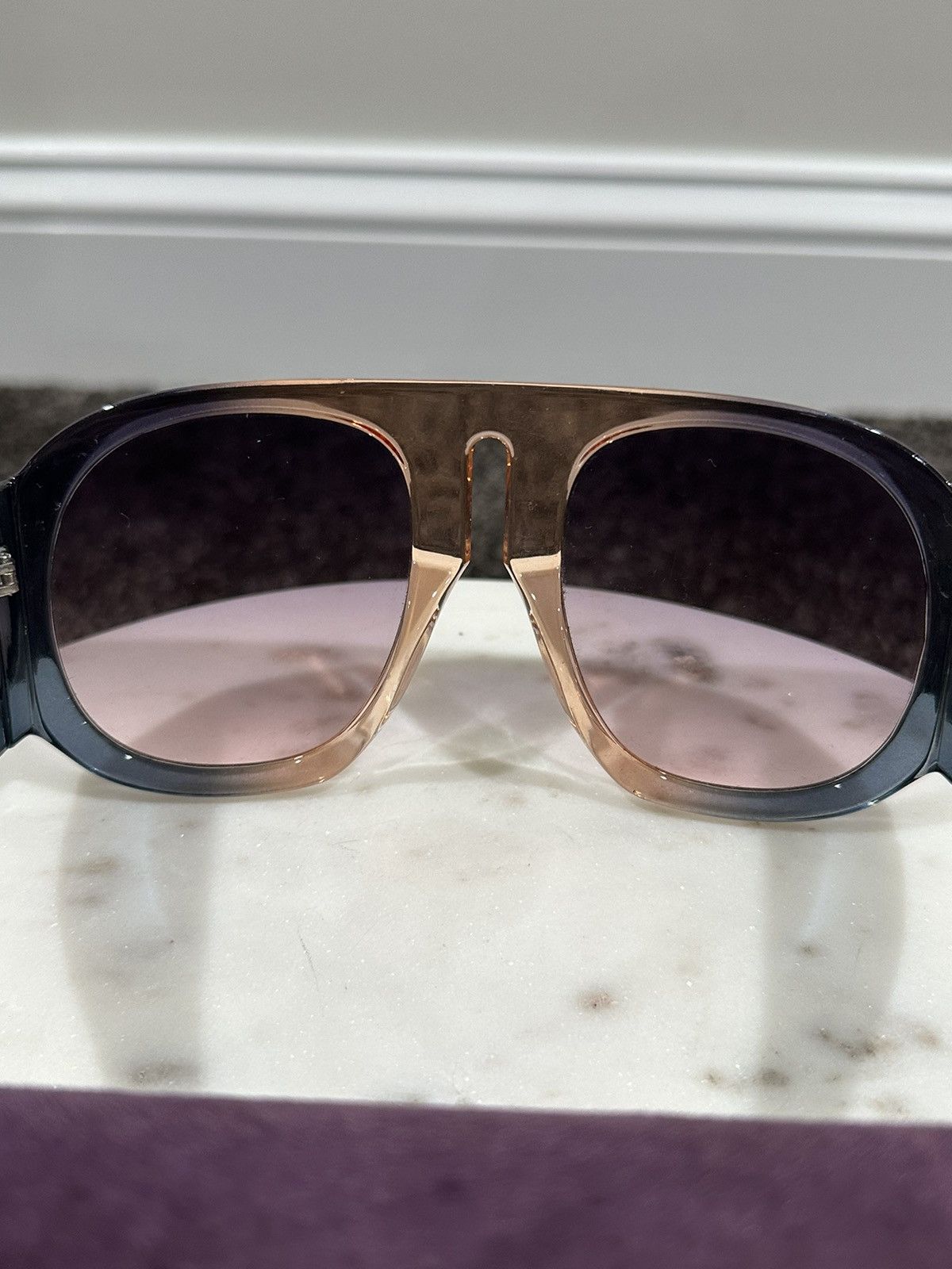 Gucci Gucci Lucite Transparent XL Frame Sunglasses Size ONE SIZE - 6 Thumbnail