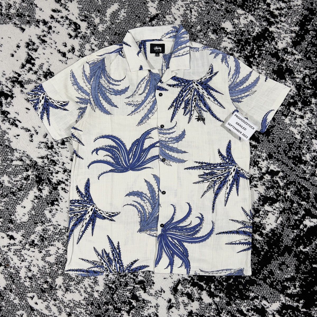 Stussy CACTUS LINEN SS SHIRTS - S - OVERSIZE Size US S / EU 44-46 / 1 - 1 Thumbnail