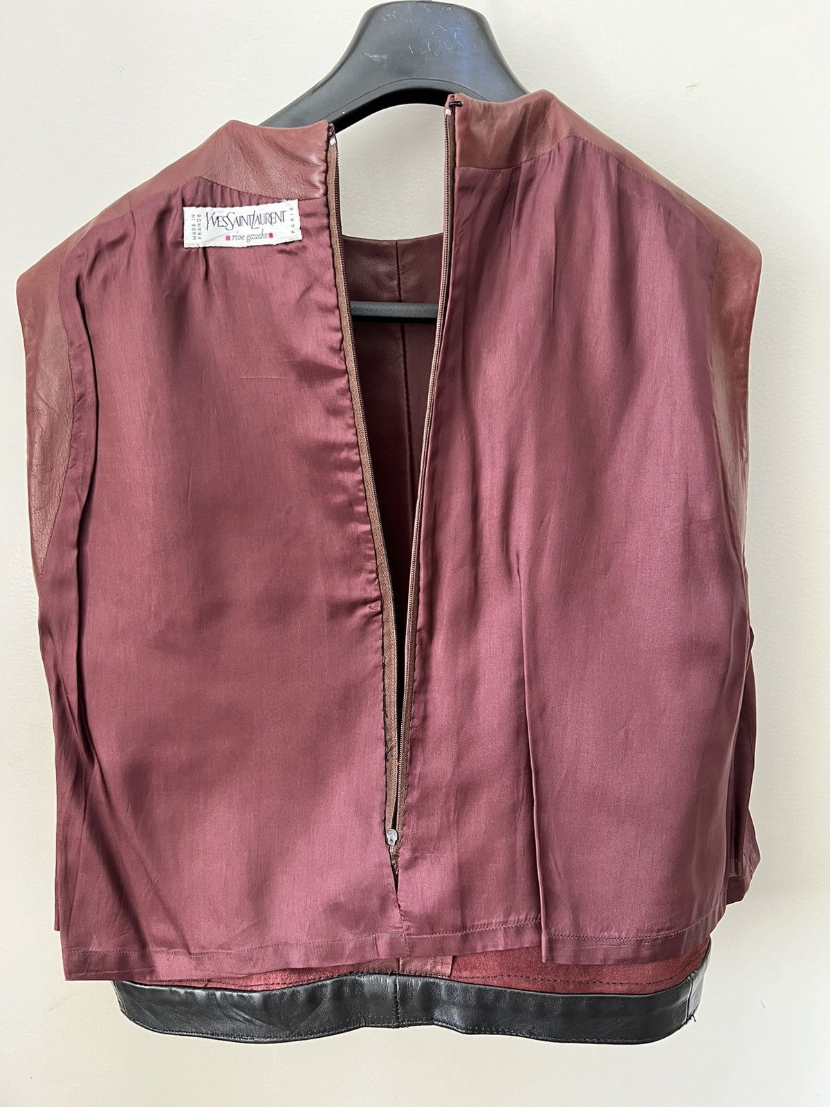 Saint Laurent Paris YVES SAINT LAURENT/ALBER ELBAZ soft leather sleeveless top Size S / US 4 / IT 40 - 5 Thumbnail