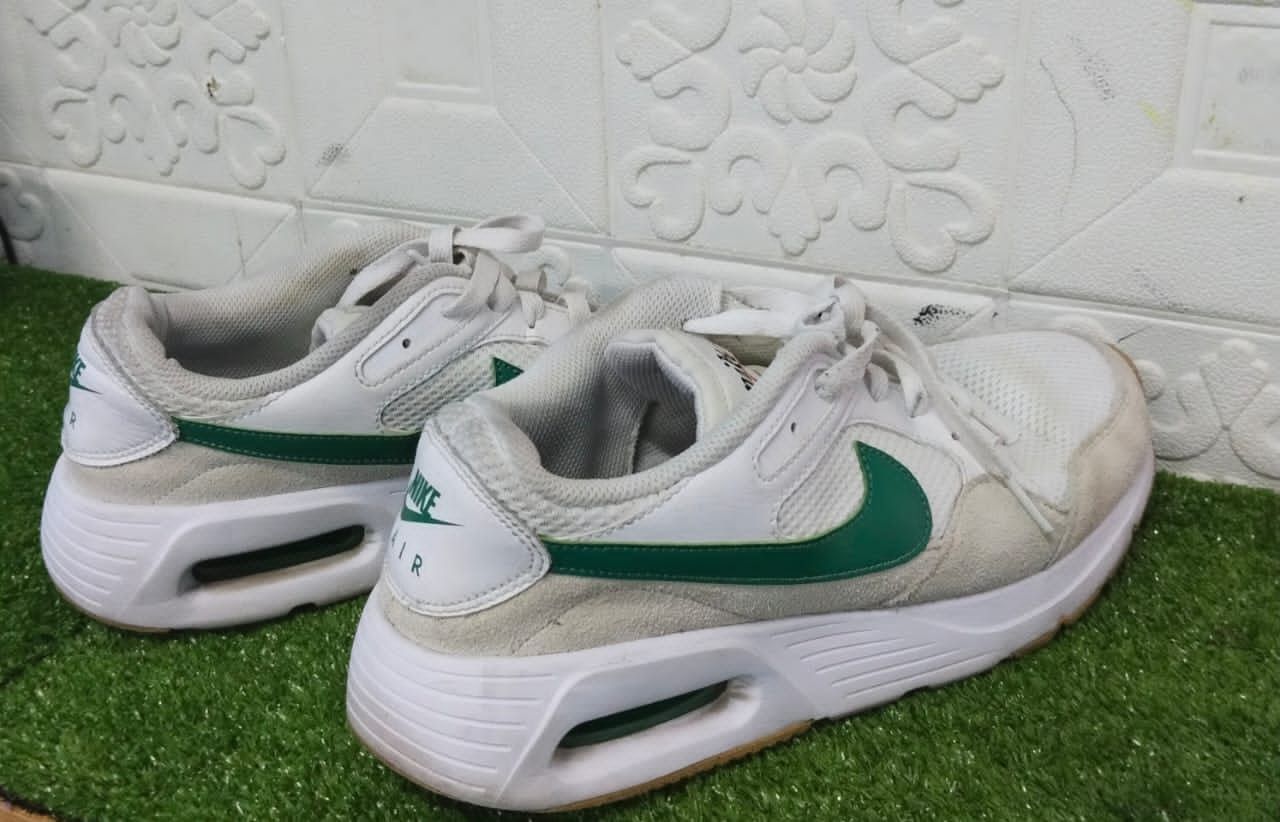 NIKE AIR