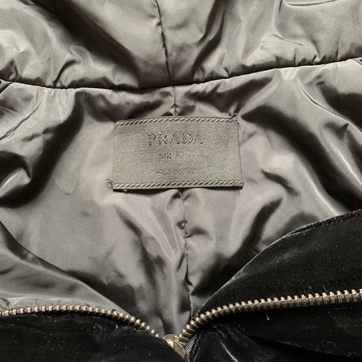 Prada Early 2000s Velvet Parka Size US L / EU 52-54 / 3 - 6 Thumbnail