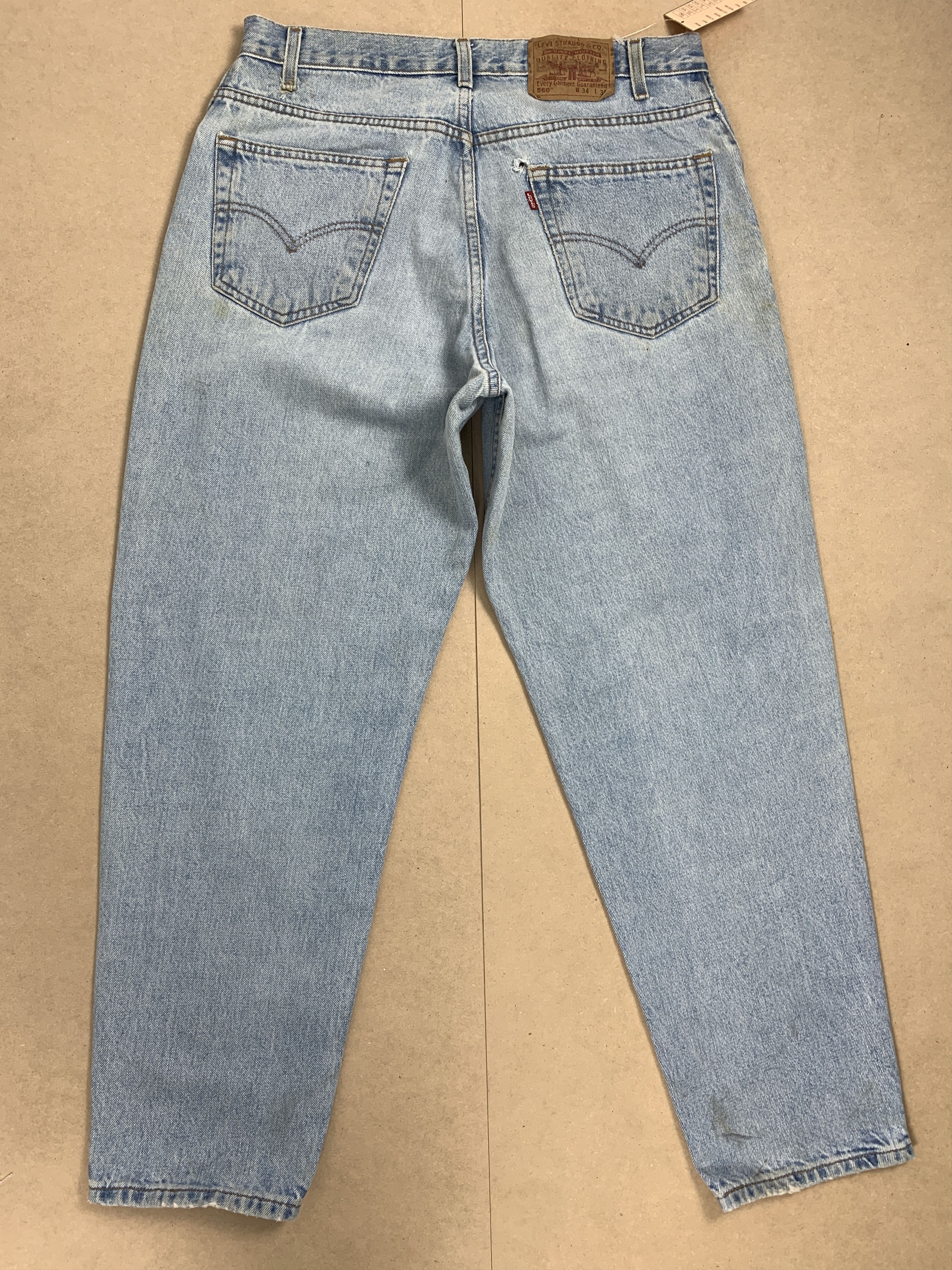 Levi's Vintage 90s LEVI'S 560 Tapered Faded Light Wash Jeans Size US 34 / EU 50 - 5 Thumbnail