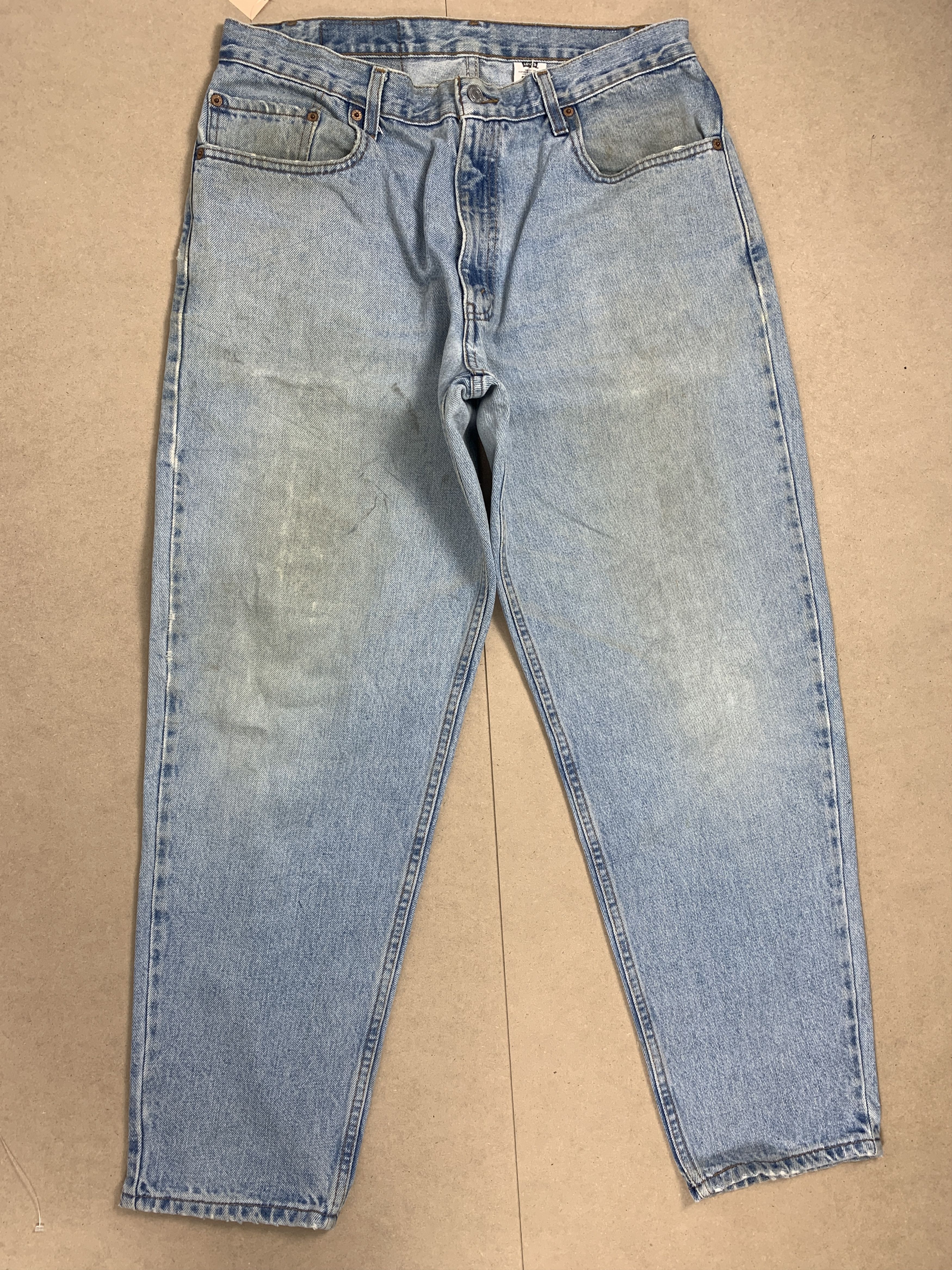 Levi's Vintage 90s LEVI'S 560 Tapered Faded Light Wash Jeans Size US 34 / EU 50 - 1 Thumbnail