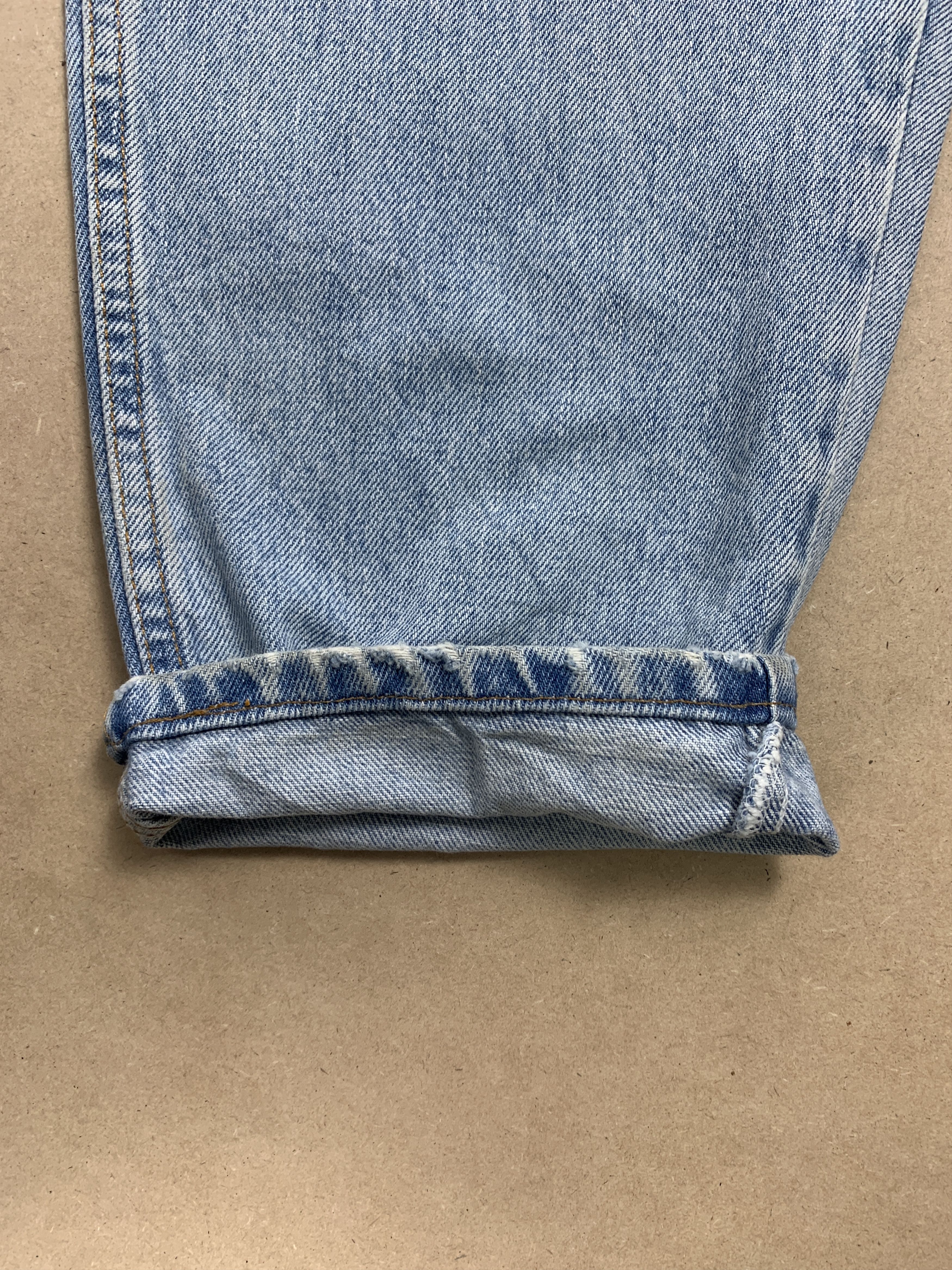 Levi's Vintage 90s LEVI'S 560 Tapered Faded Light Wash Jeans Size US 34 / EU 50 - 4 Thumbnail