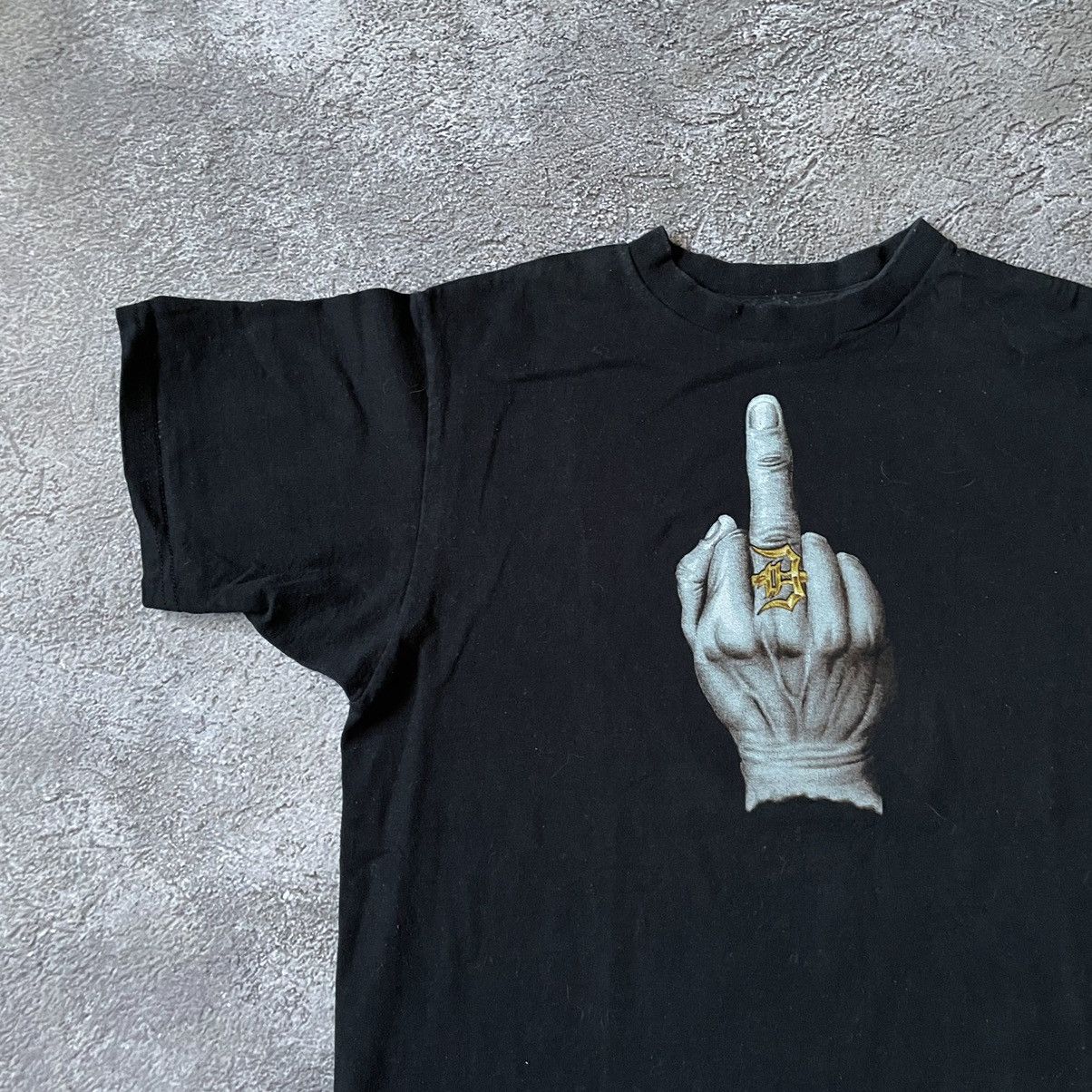 Vintage Vintage 90s ADULT FUNNY TEE FUCK MIDDLE FINGER L Size US L / EU 52-54 / 3 - 4 Thumbnail