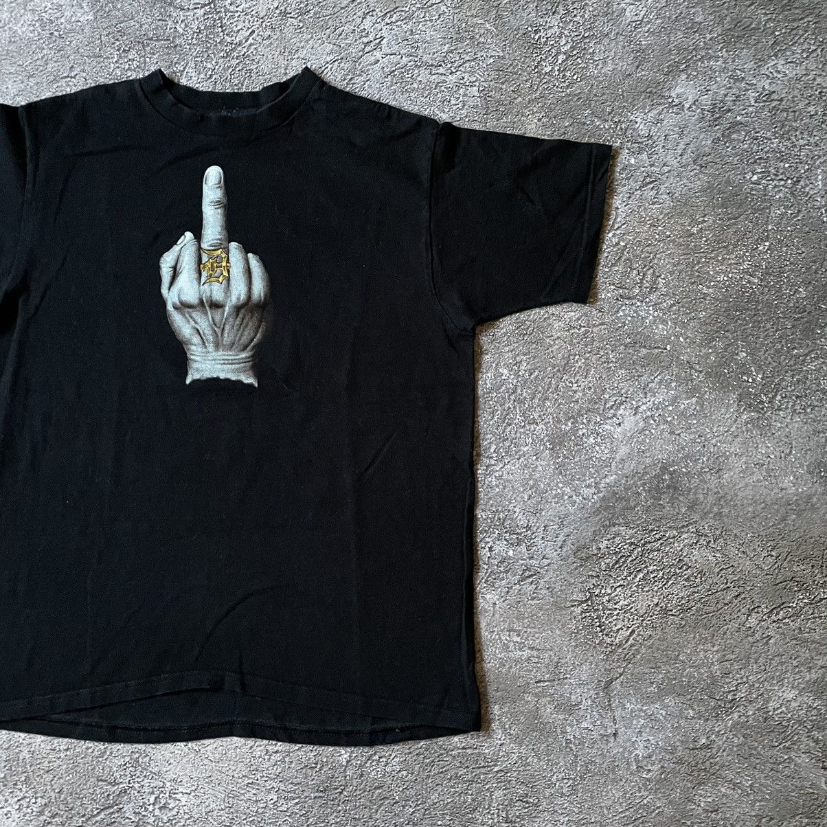 Vintage Vintage 90s ADULT FUNNY TEE FUCK MIDDLE FINGER L Size US L / EU 52-54 / 3 - 2 Thumbnail