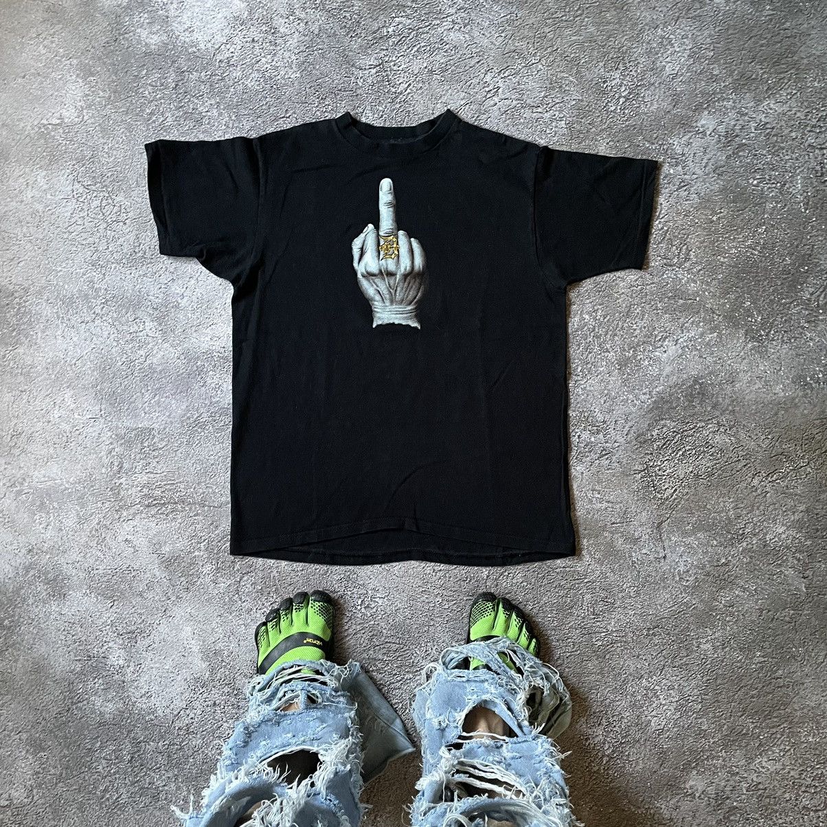 Vintage Vintage 90s ADULT FUNNY TEE FUCK MIDDLE FINGER L Size US L / EU 52-54 / 3 - 1 Thumbnail