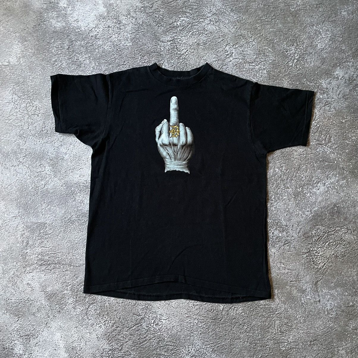 Vintage Vintage 90s ADULT FUNNY TEE FUCK MIDDLE FINGER L Size US L / EU 52-54 / 3 - 3 Thumbnail