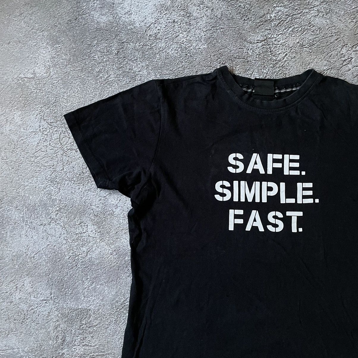 Vintage Vintage Y2K Graphic Tee Safe Simple Fast Logo Streetwear L Size US L / EU 52-54 / 3 - 4 Thumbnail