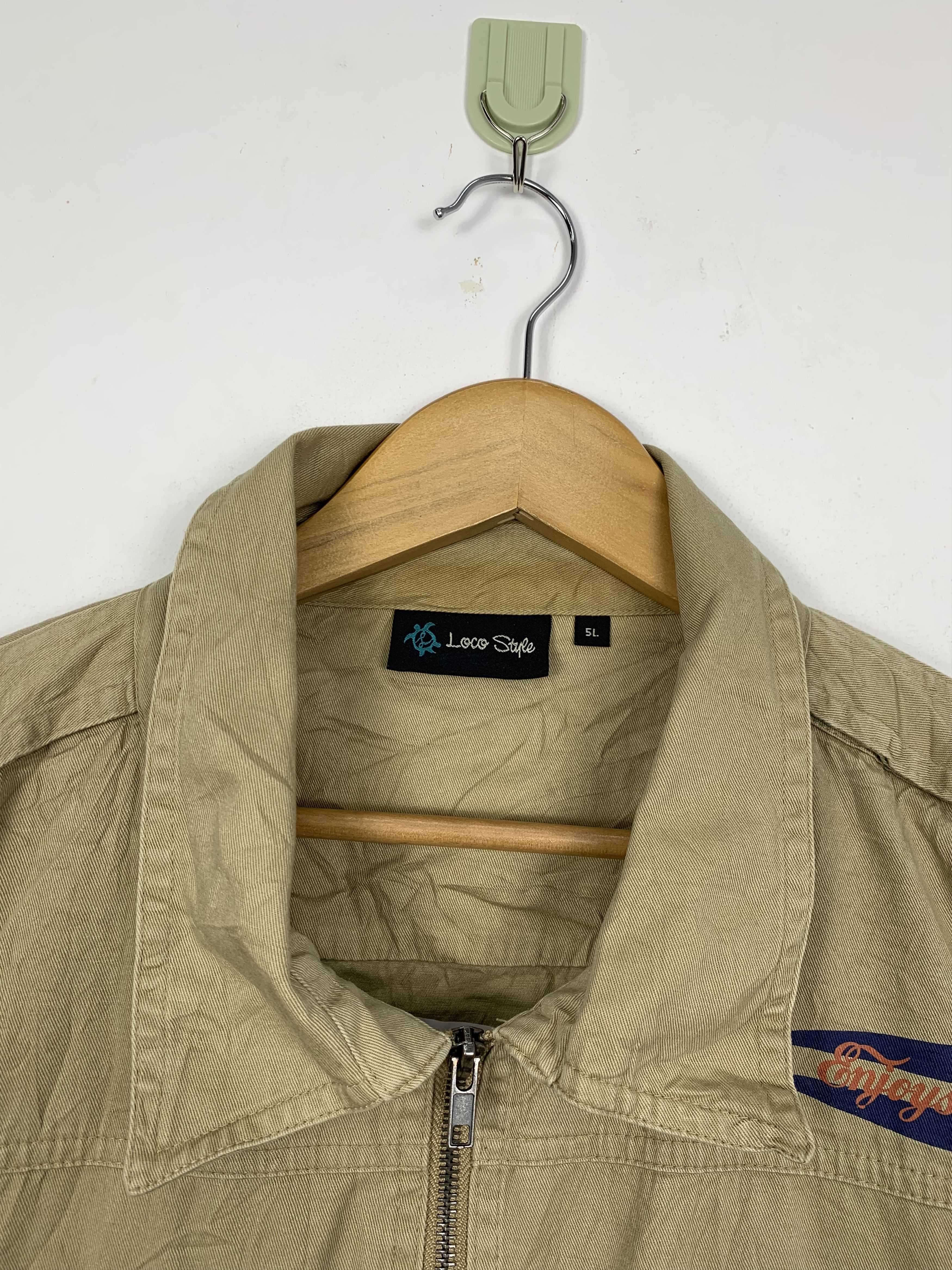 Japanese Brand × Vintage Vintage LOCO STYLE SURF Big Logo Zip Multi Pocket Jacket Size US L / EU 52-54 / 3 - 6 Thumbnail