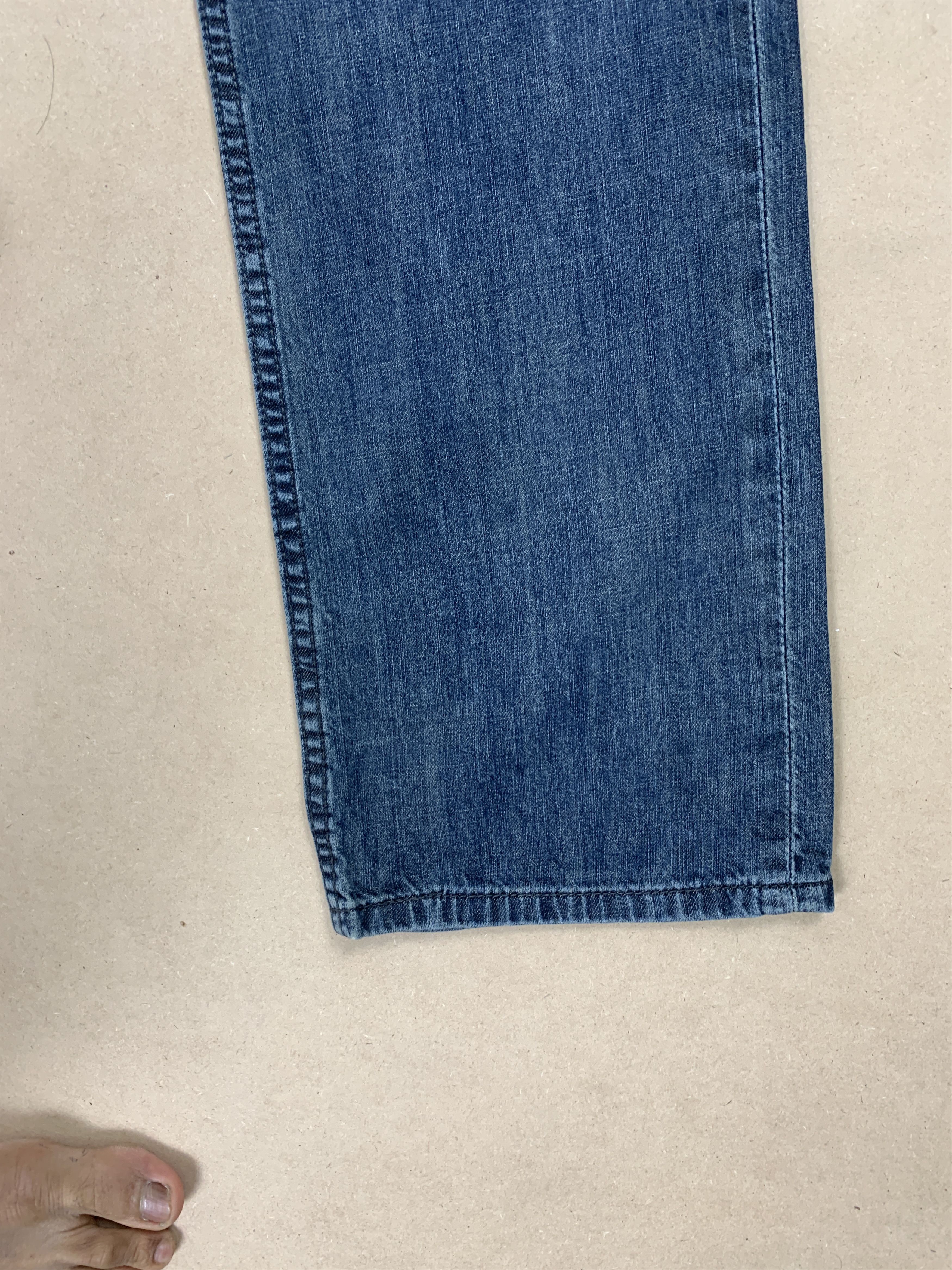 Levi's Vintage LEVI'S 514 Distressed Faded Straight Cut Jeans Size US 32 / EU 48 - 3 Thumbnail