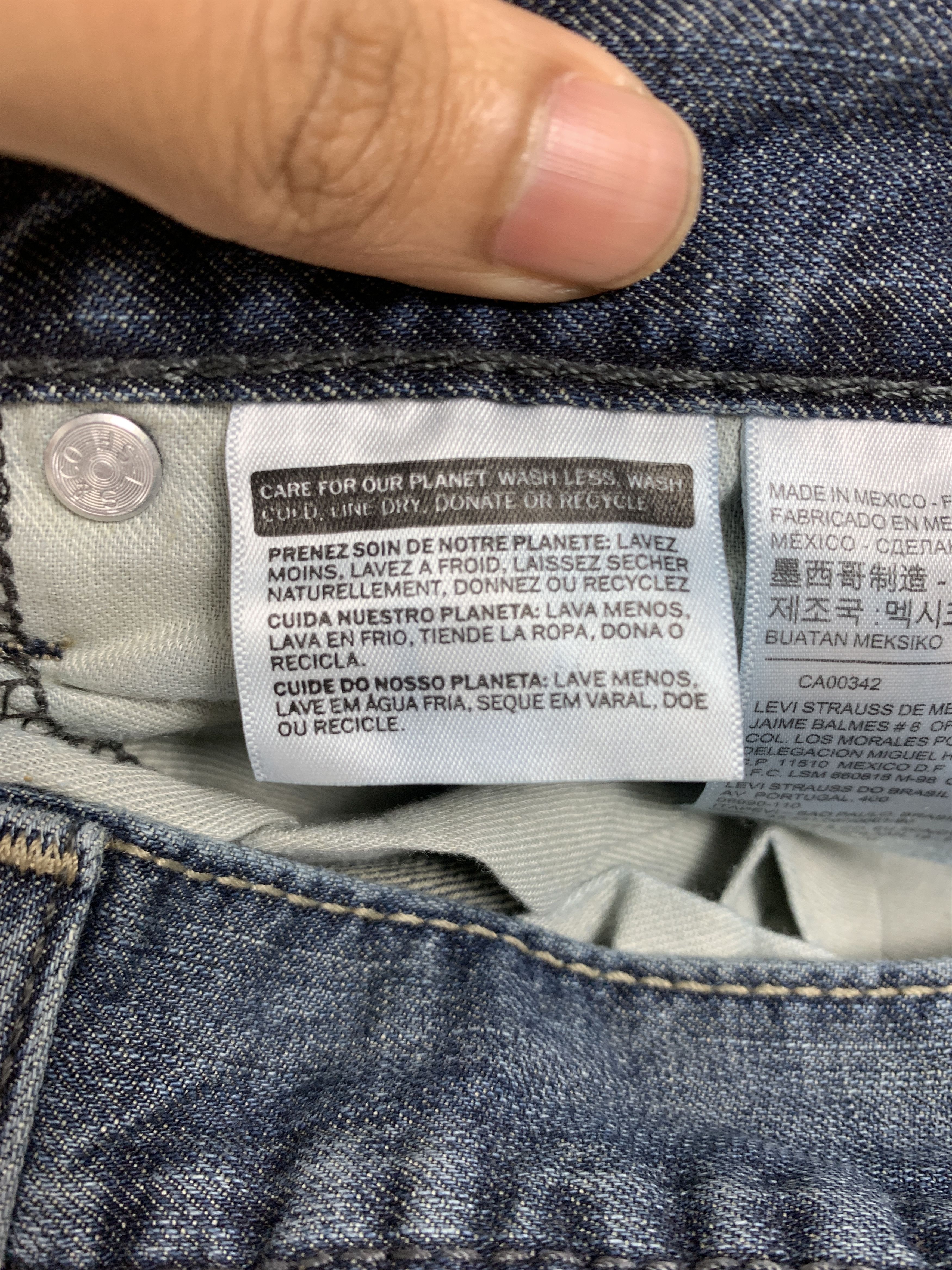 Levi's Vintage LEVI'S 514 Distressed Faded Straight Cut Jeans Size US 32 / EU 48 - 11 Thumbnail