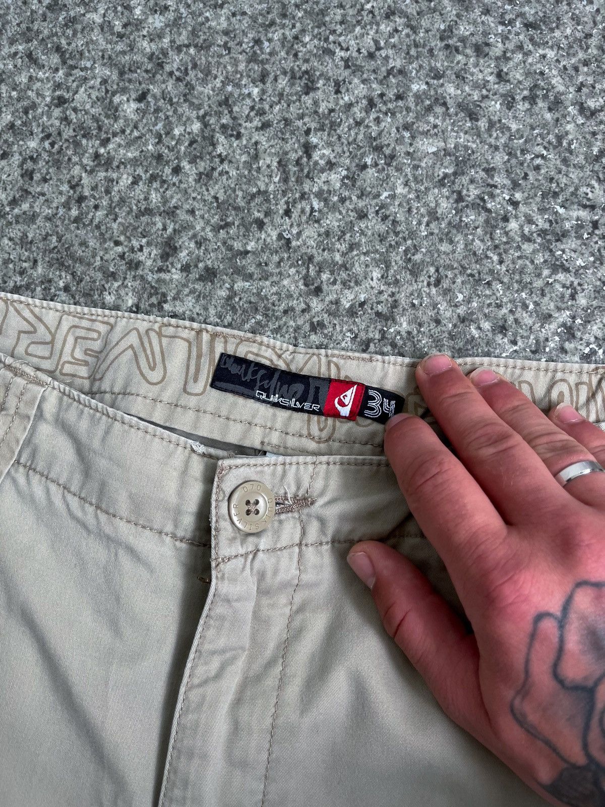 Quiksilver × Vintage VINTAGE Y2K QUIKSILVER CARGO SHORTS DRILL Size US 34 / EU 50 - 5 Thumbnail