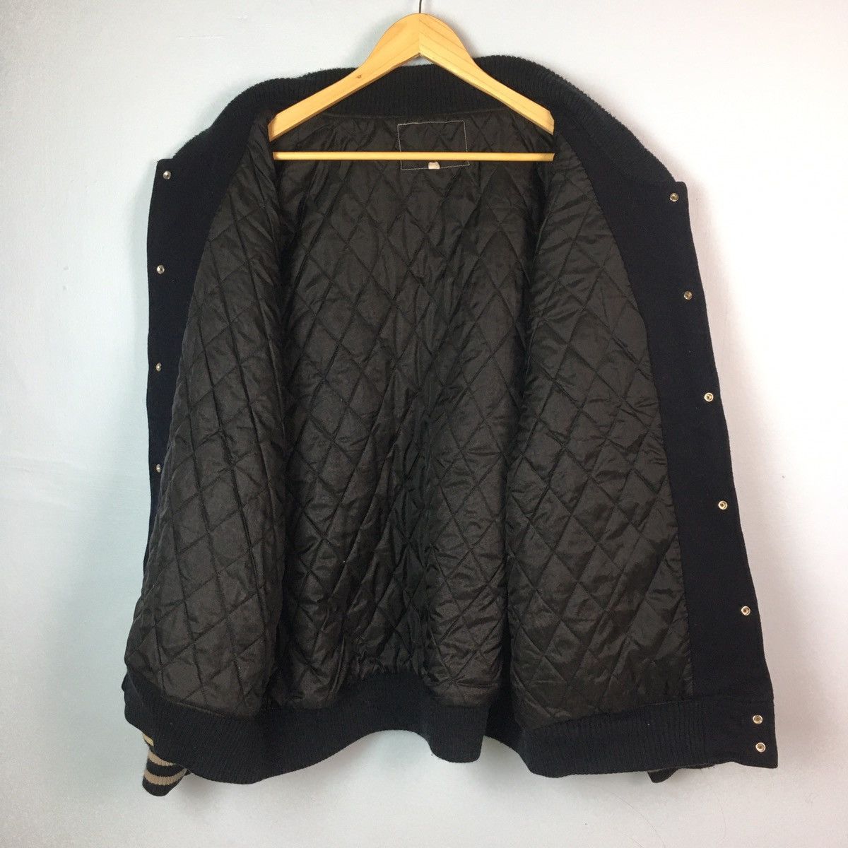 Japanese Brand CONART CREW EMBOSSED GRAFFITI WOOL VARSITY Size US XL / EU 56 / 4 - 11 Thumbnail