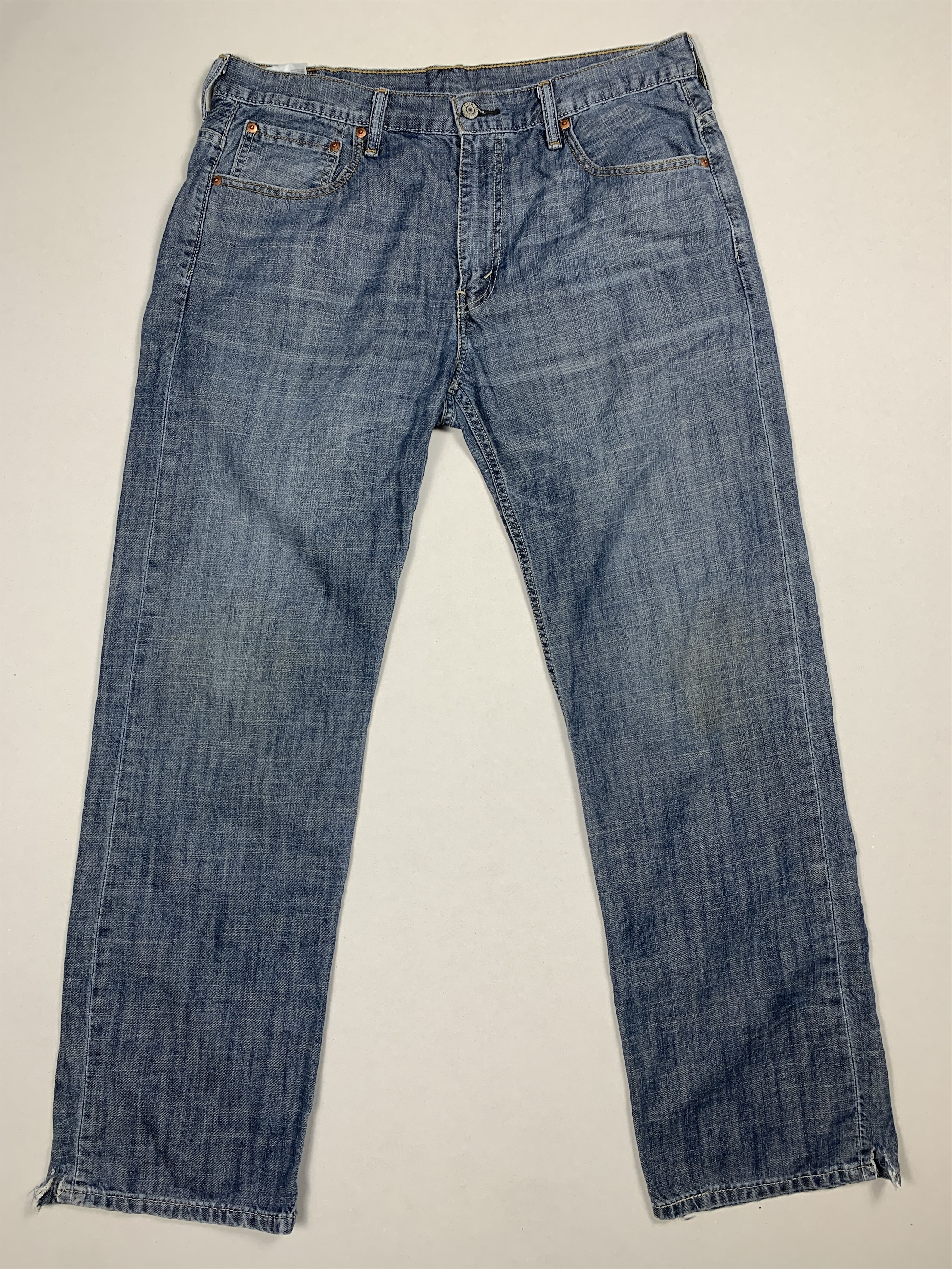 Levi's × Vintage Vintage LEVI'S 569 Distressed Faded Mid Wash Jeans Size US 36 / EU 52 - 1 Thumbnail