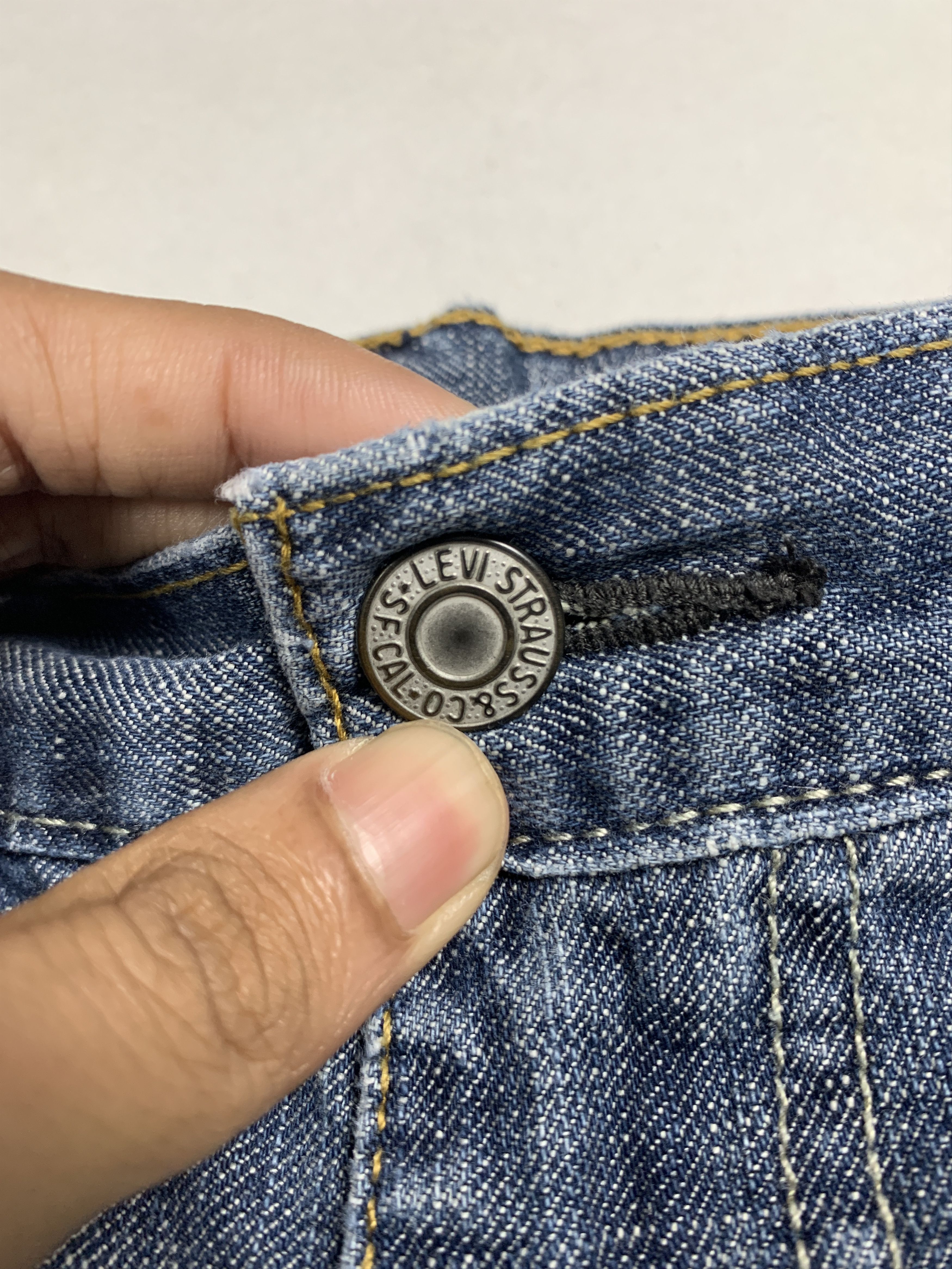 Levi's × Vintage Vintage LEVI'S 569 Distressed Faded Mid Wash Jeans Size US 36 / EU 52 - 3 Thumbnail