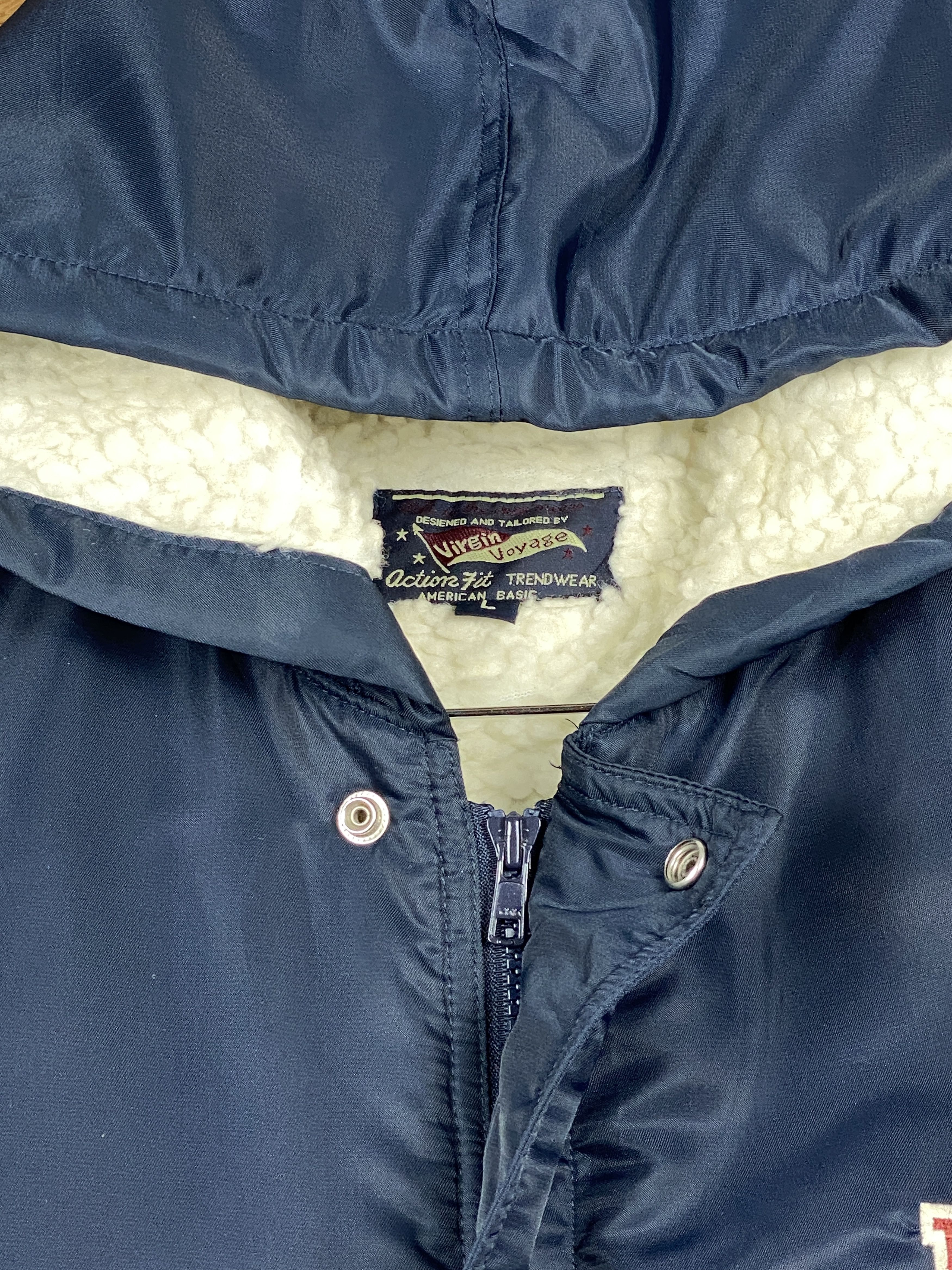 Vintage Vintage Virgin Voyage Big Logo Sherpa Lining Jacket J1652 Size US L / EU 52-54 / 3 - 4 Thumbnail