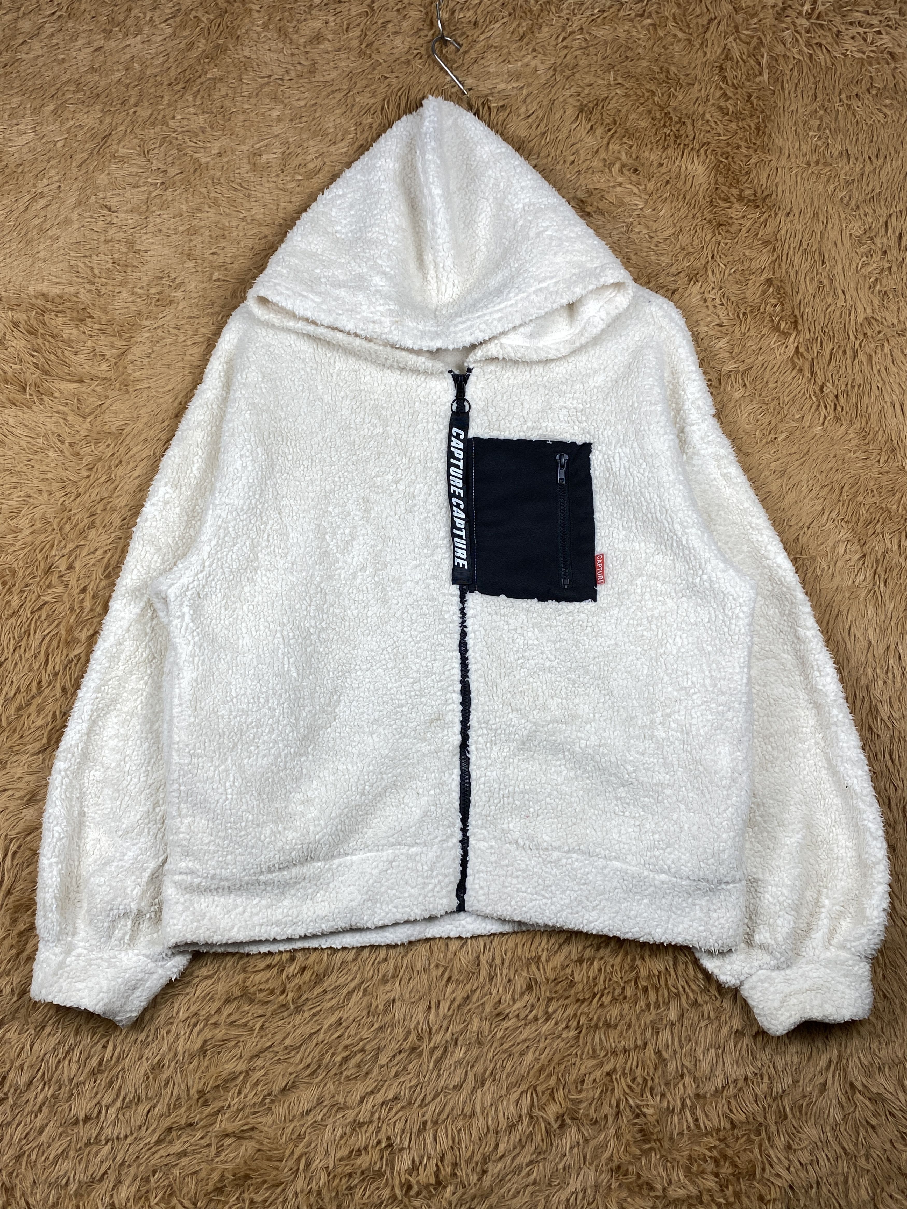 Japanese Brand Vintage Capture Hoodie Sherpa Zip Up Jacket J1653 Size US M / EU 48-50 / 2 - 1 Thumbnail