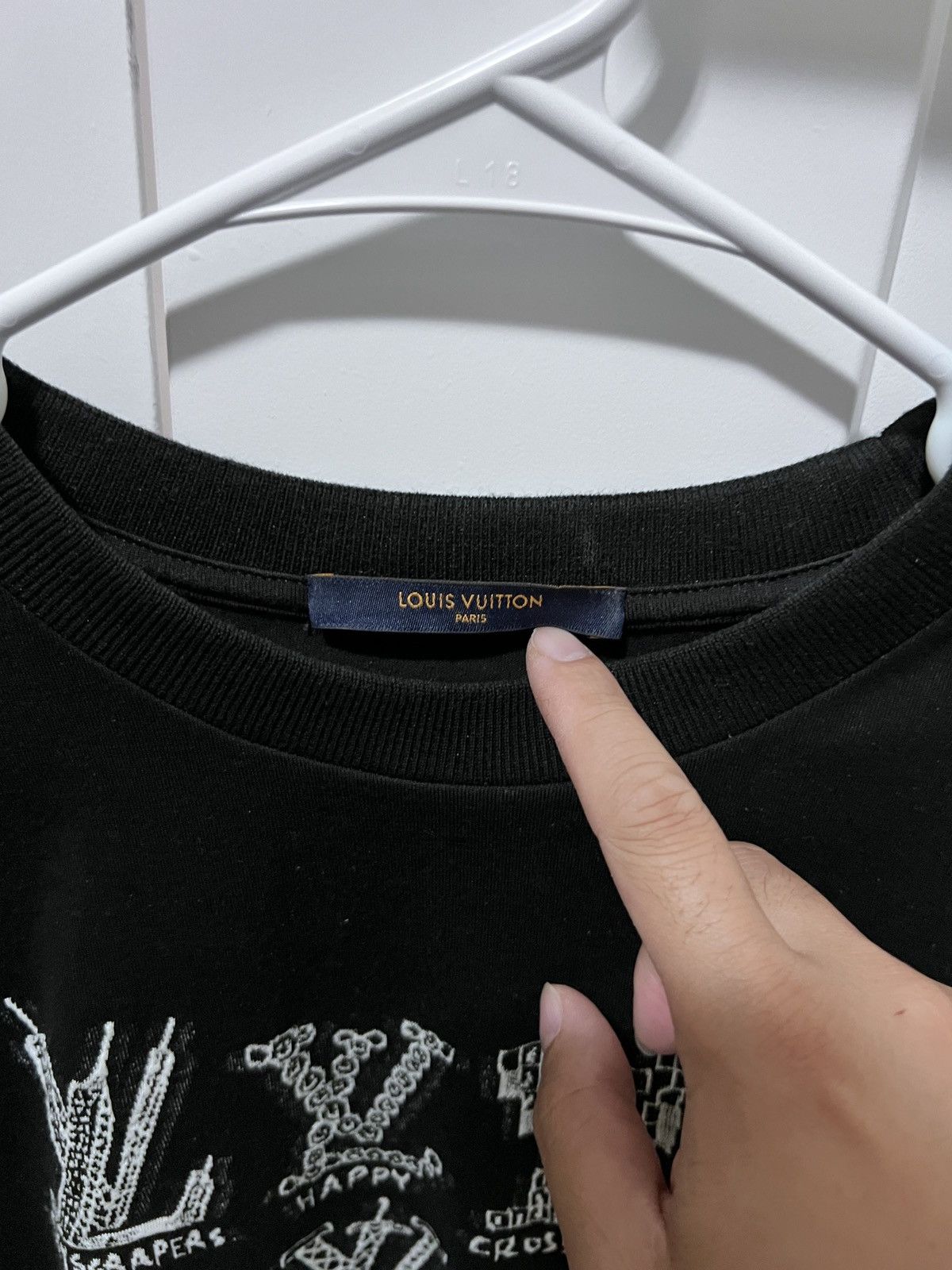 Louis Vuitton Louis Vuitton T Shirt Size US M / EU 48-50 / 2 - 3 Thumbnail
