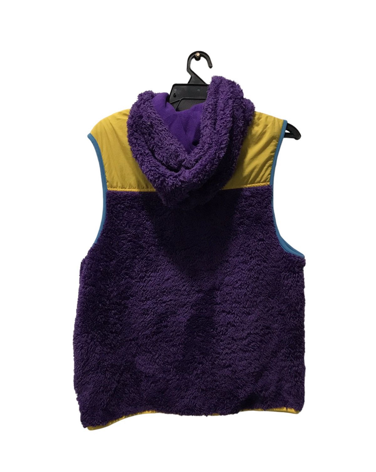 Chums Chums Hang With Your Chums Sleeveless Jacket HOODIE Size US L / EU 52-54 / 3 - 2 Thumbnail
