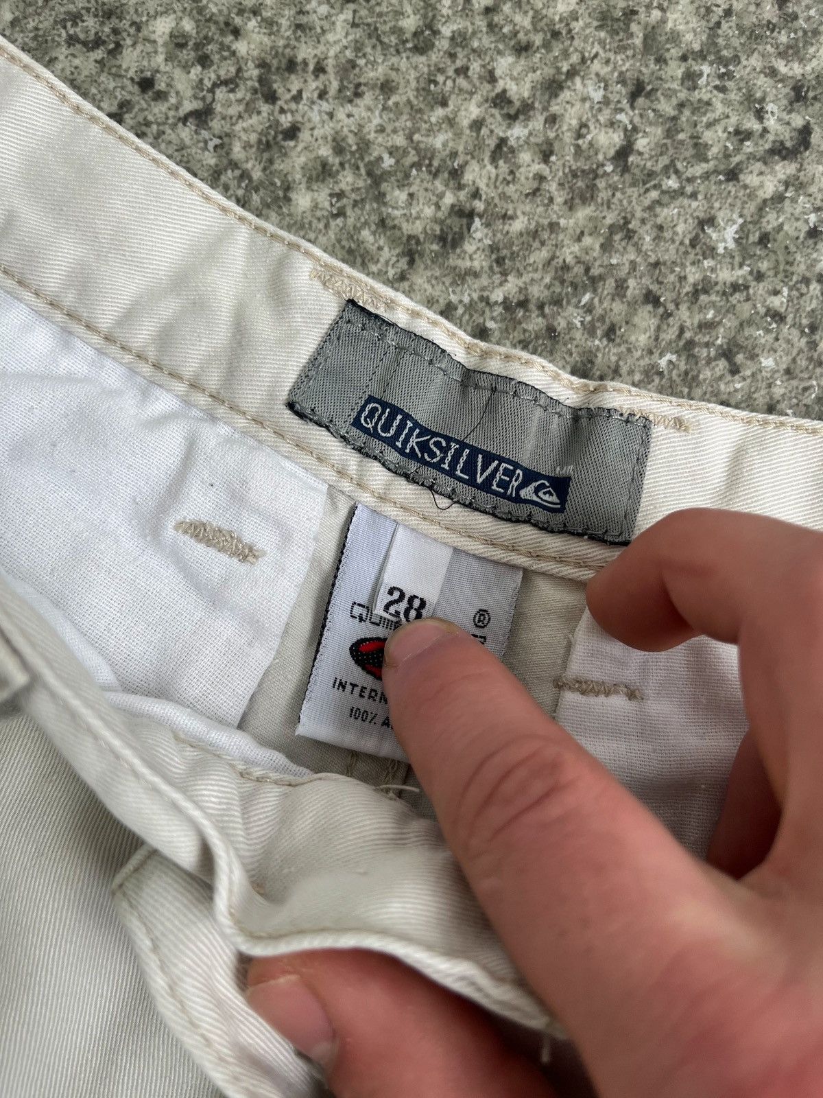 Quiksilver × Vintage VINTAGE CARGO Y2K QUIKSILVER mens shorts size 28 Size US 28 / EU 44 - 4 Thumbnail
