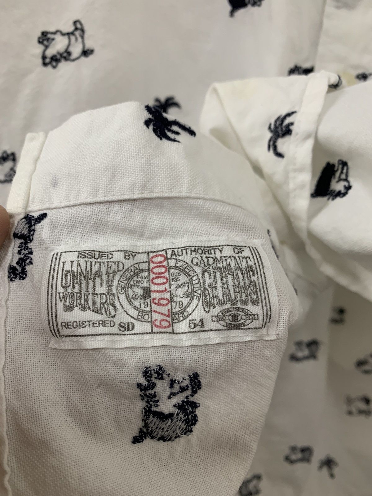 Japanese Brand × Studio D'Artisan Studio D’Artisan Embroidered Pig Beach Cotton Shirt Size US S / EU 44-46 / 1 - 5 Thumbnail