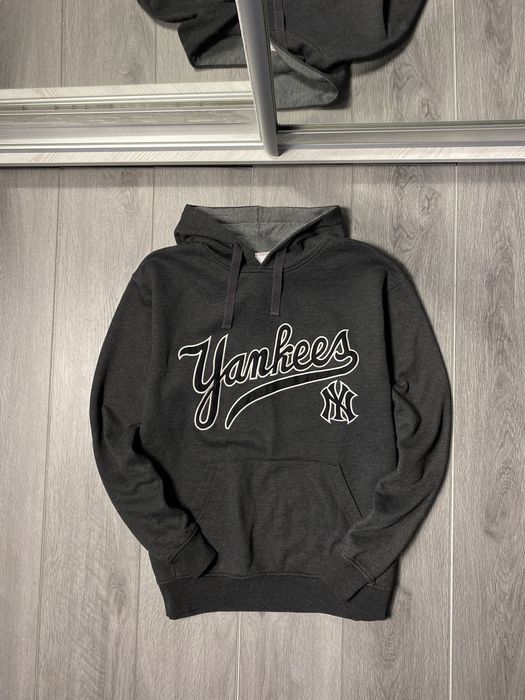 Vintage 90s Majestic New York Yankees Hoodie Size Large 